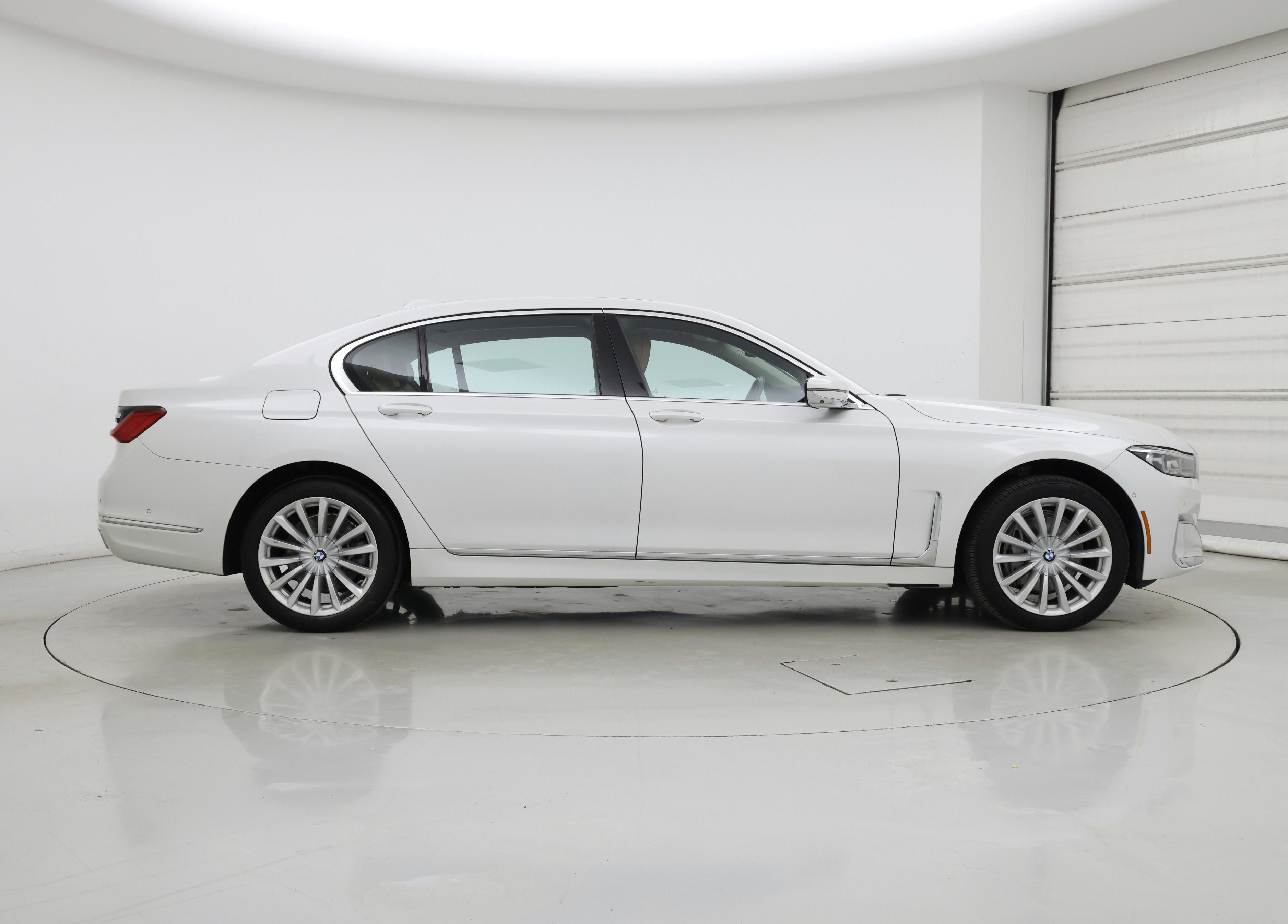 Thumbnail: 2020 BMW 7 Series - 7