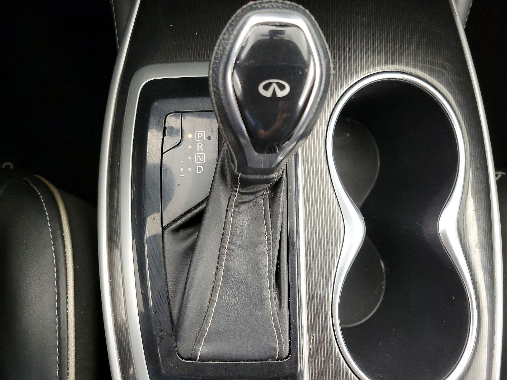 Thumbnail: 2020 INFINITI QX60 - 17