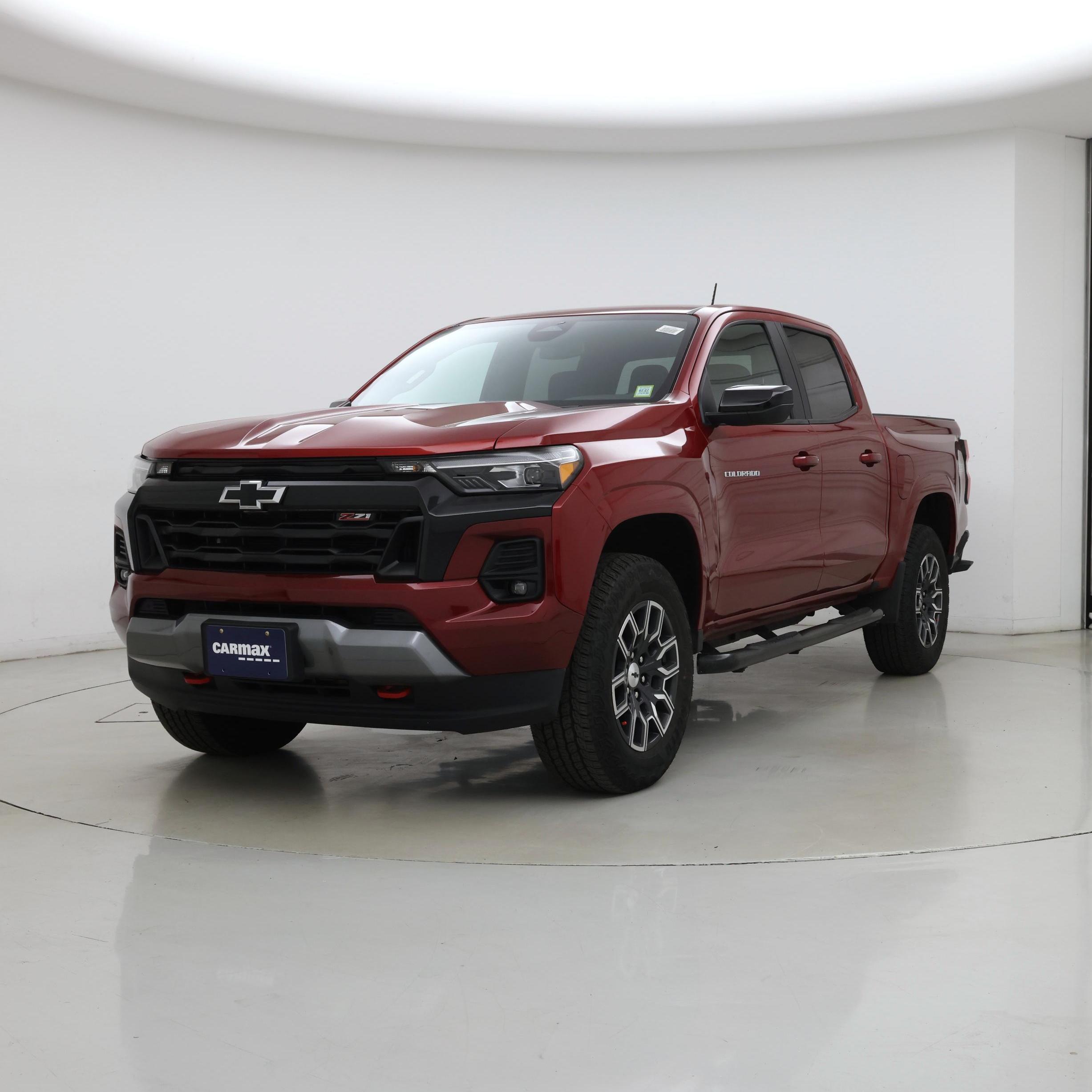 Thumbnail: 2023 Chevrolet Colorado - 4