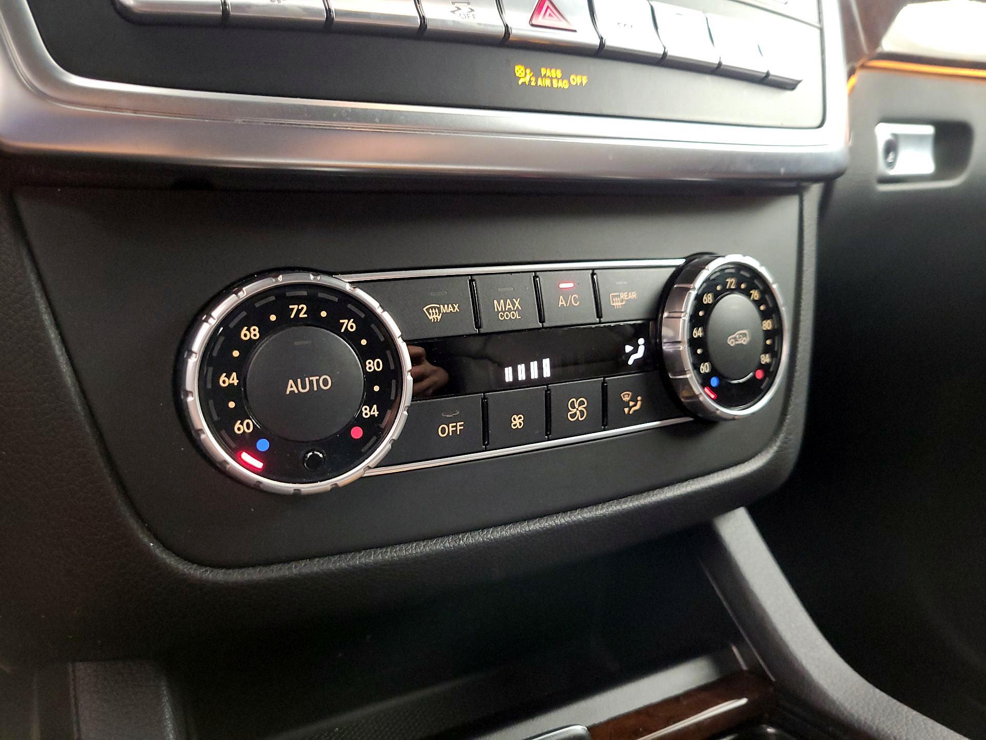 Thumbnail: 2015 Mercedes-Benz GL-Class - 17