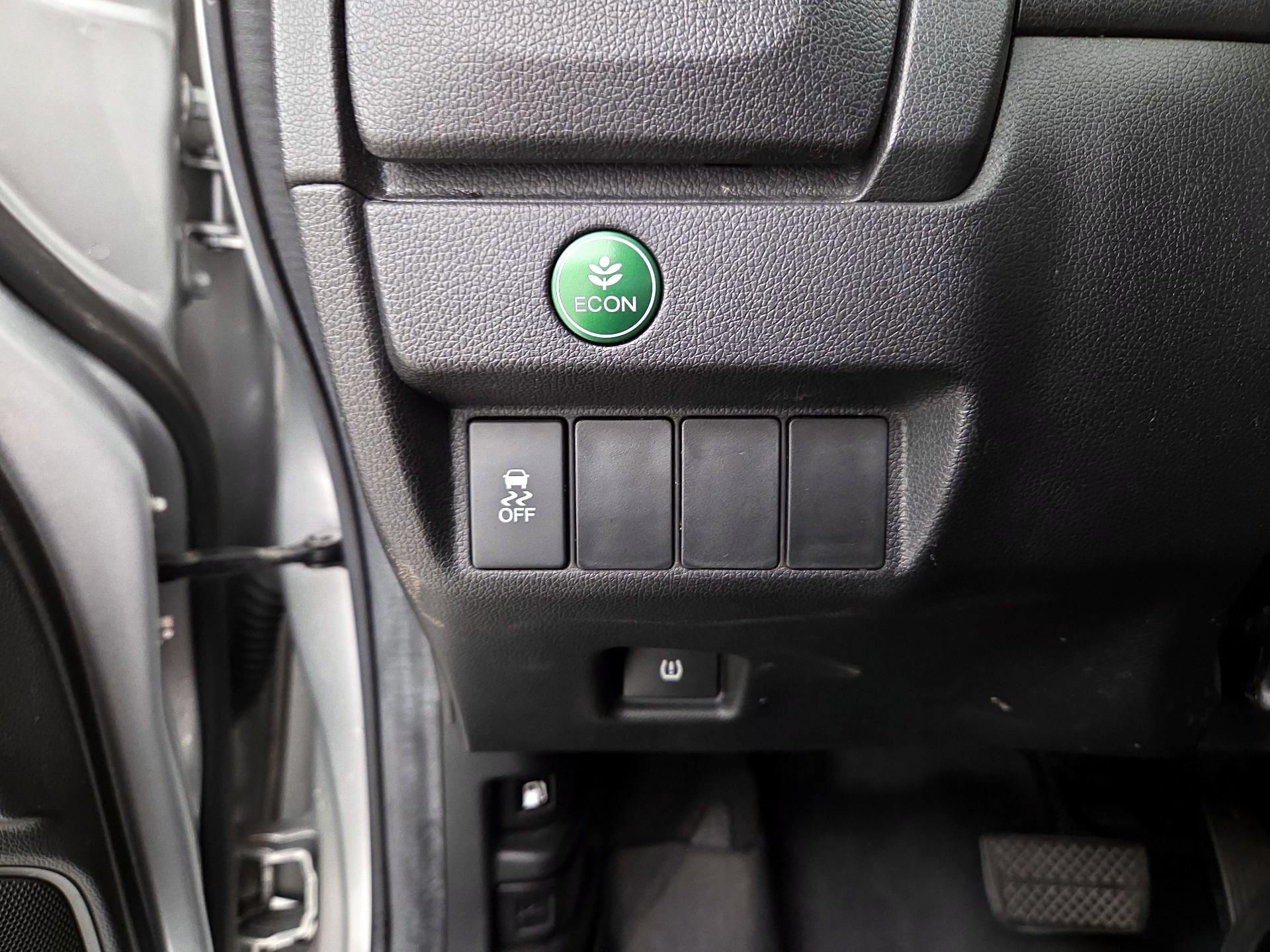 Thumbnail: 2016 Honda Fit - 13