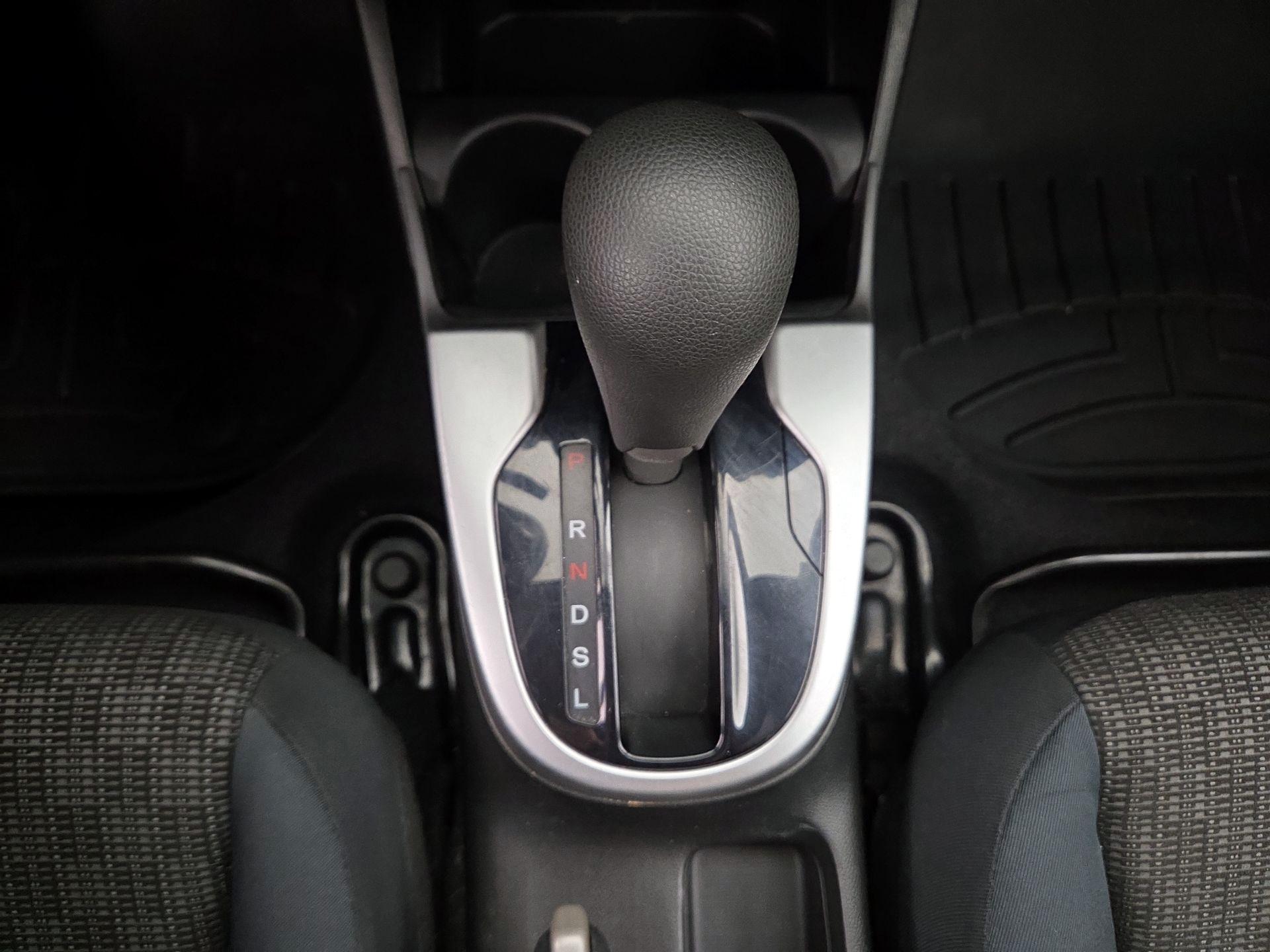 Thumbnail: 2016 Honda Fit - 17