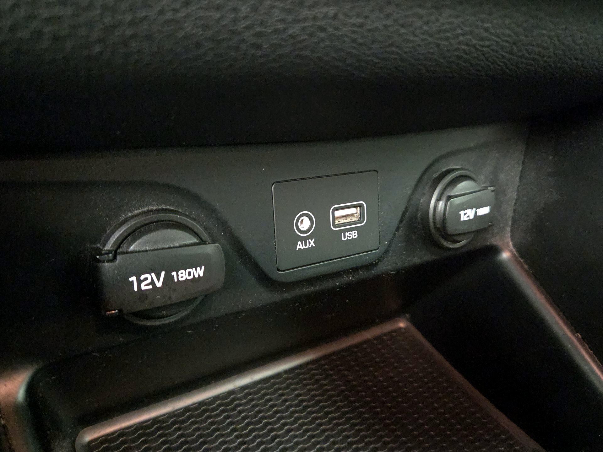 Thumbnail: 2016 Hyundai Tucson - 18