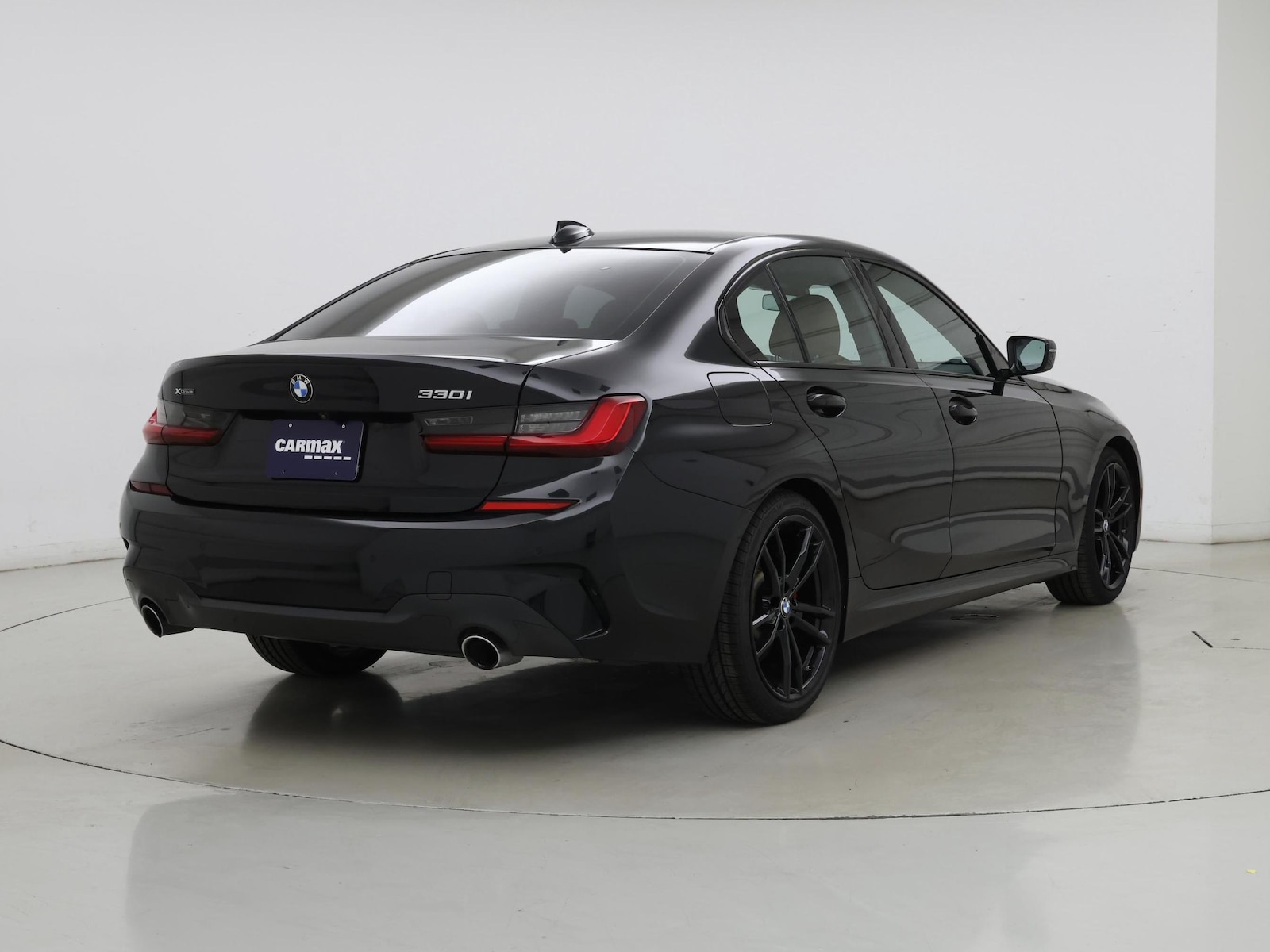2021 BMW 3 Series 330i - Photo 9