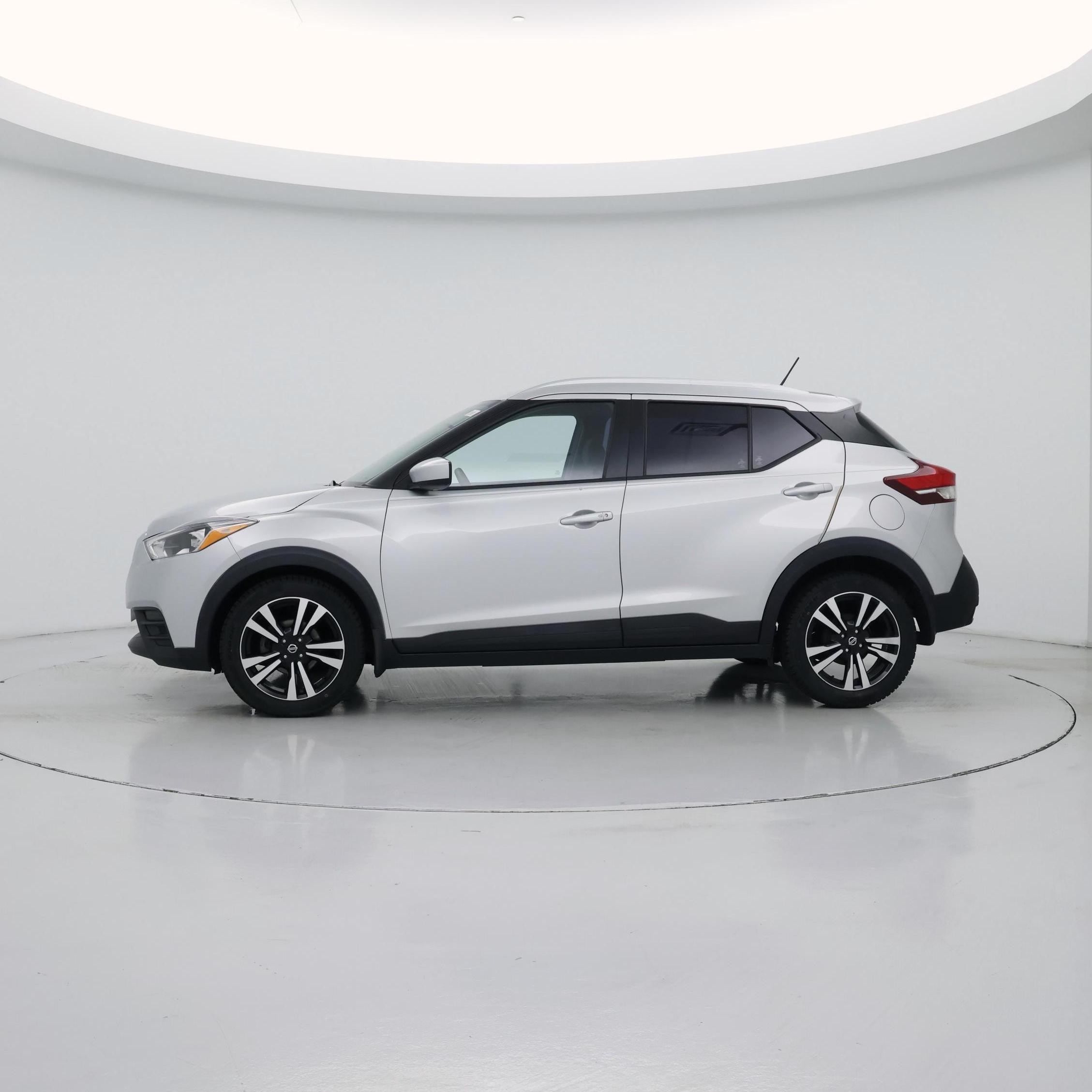 Thumbnail: 2018 Nissan Kicks - 3