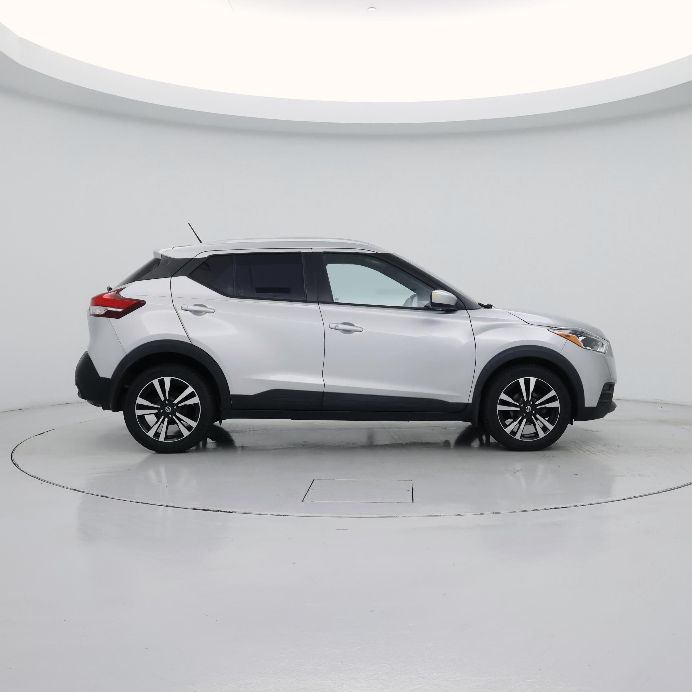 Thumbnail: 2018 Nissan Kicks - 7