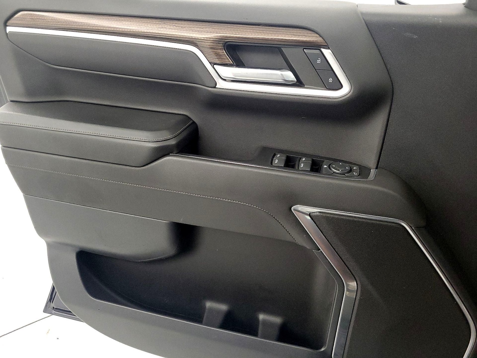 2022 Chevrolet Silverado 1500 LT - Photo 13