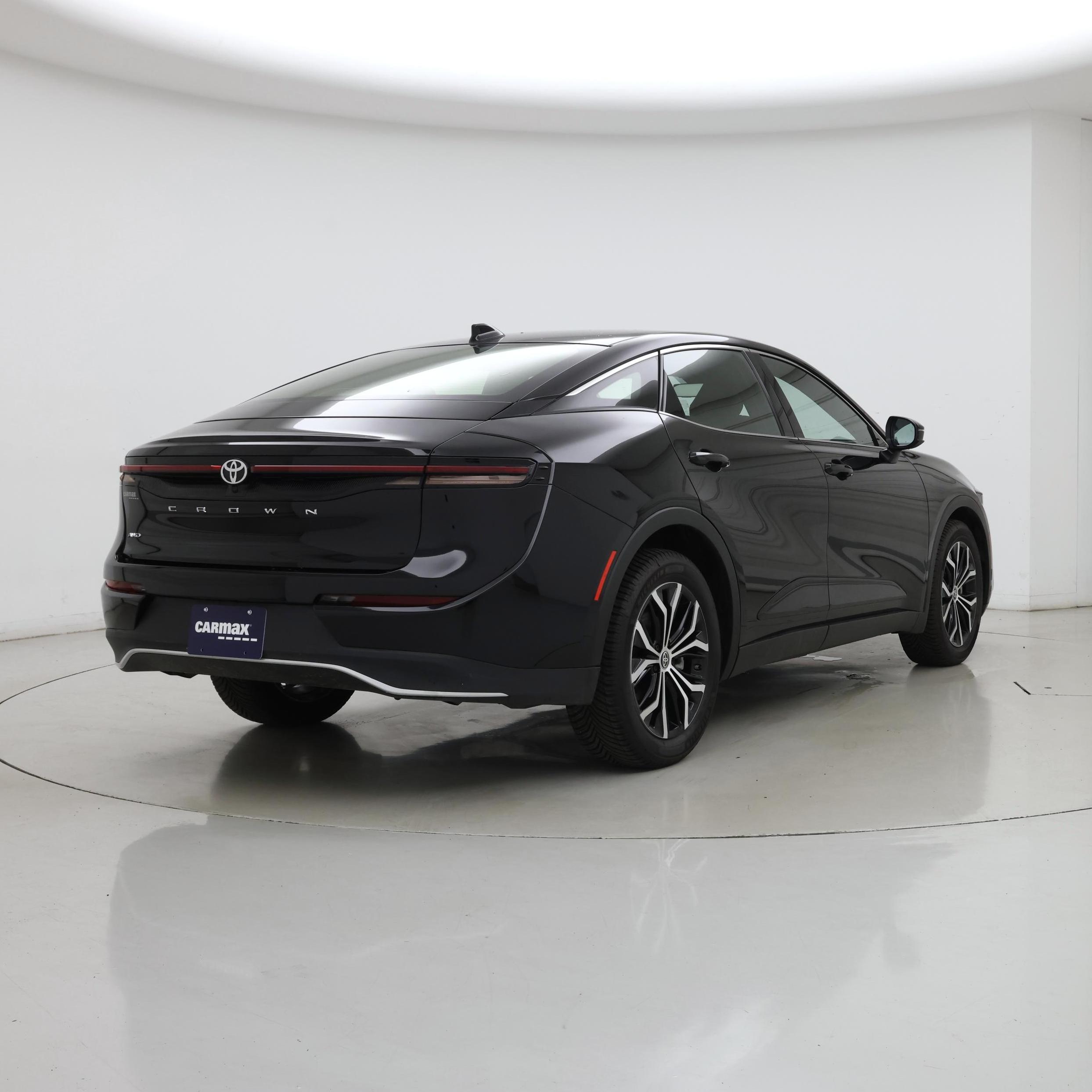 Thumbnail: 2023 Toyota Crown - 8