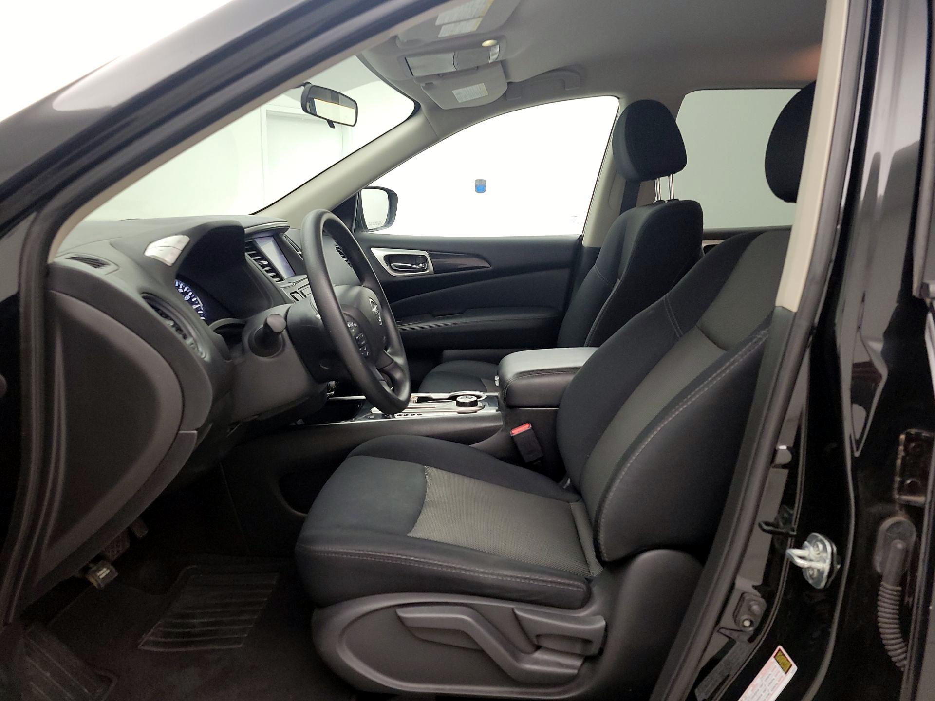 Thumbnail: 2018 Nissan Pathfinder - 11