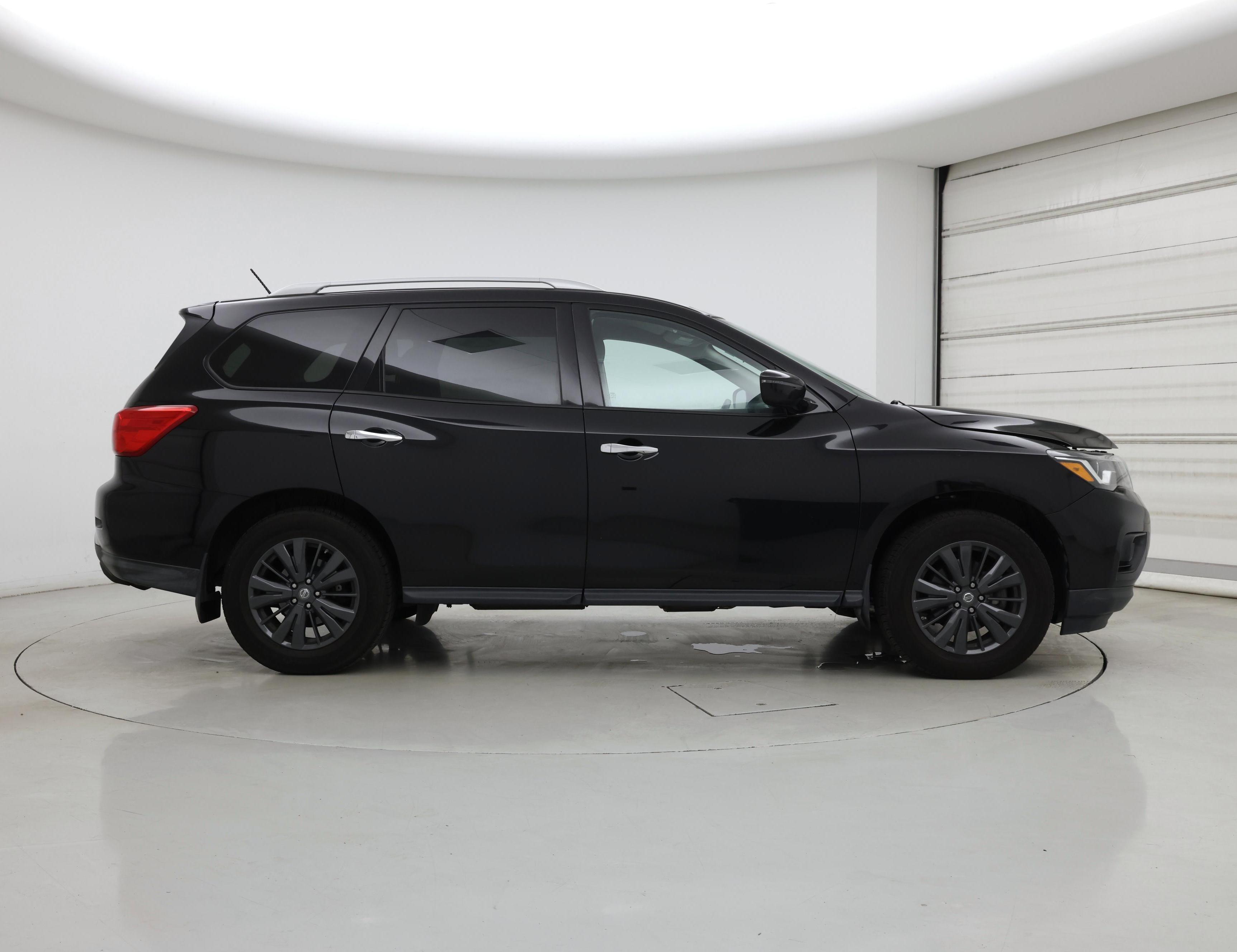 Thumbnail: 2018 Nissan Pathfinder - 7
