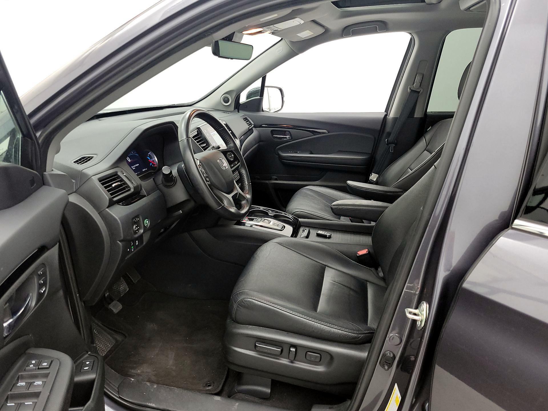 Thumbnail: 2020 Honda Pilot - 11