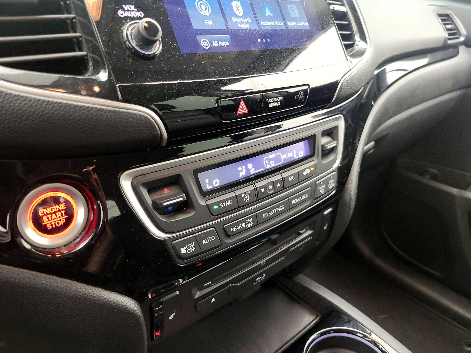 Thumbnail: 2020 Honda Pilot - 17