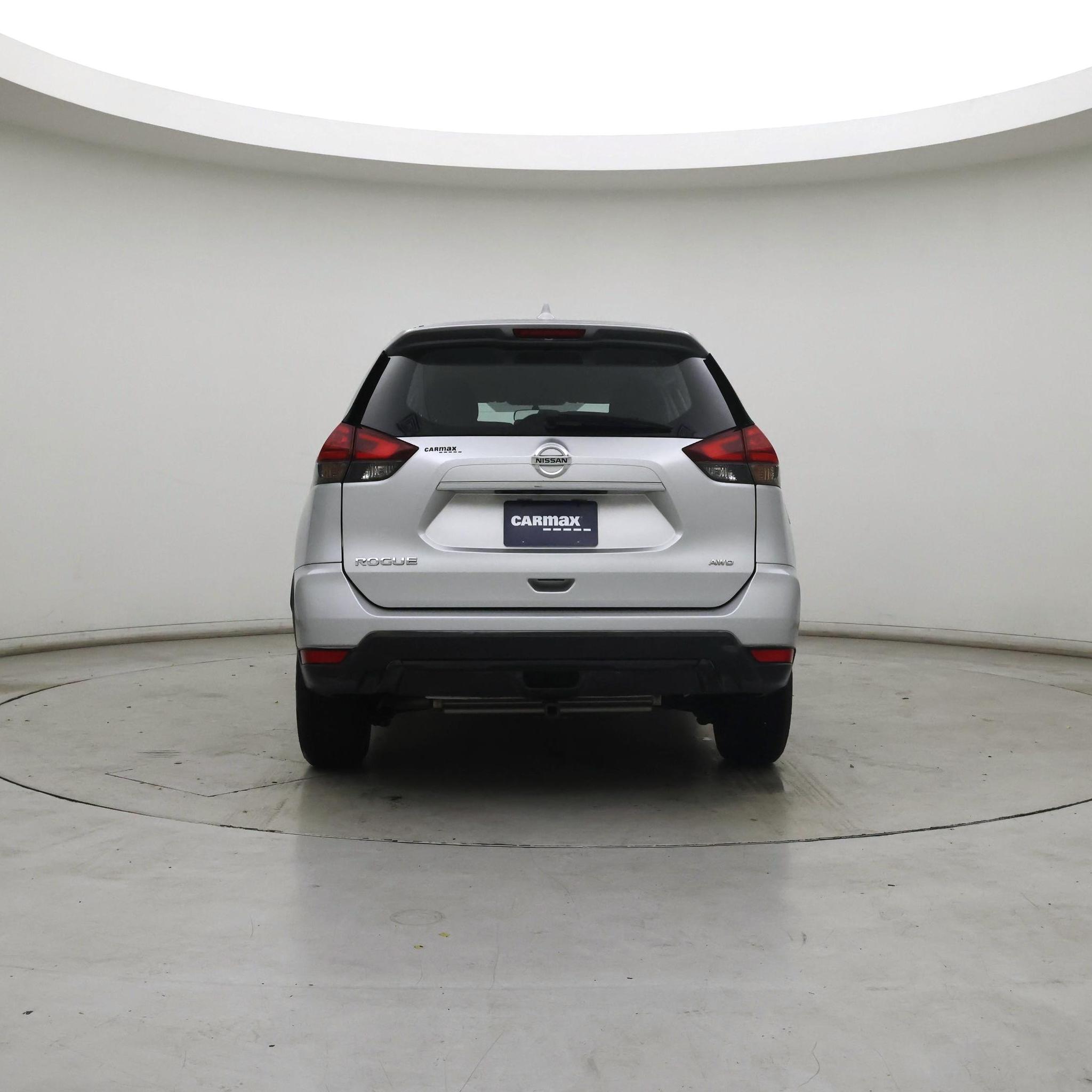 Thumbnail: 2017 Nissan Rogue - 6