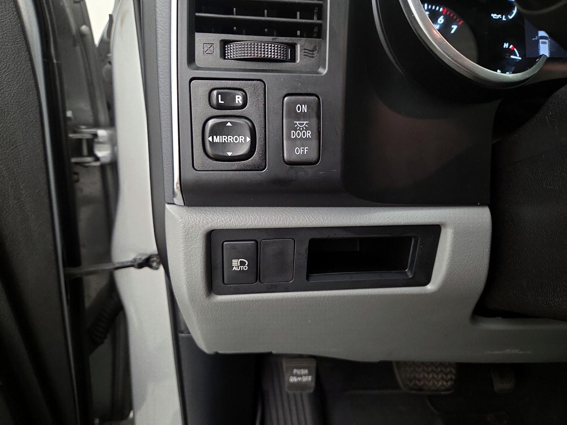 Thumbnail: 2020 Toyota Sequoia - 13
