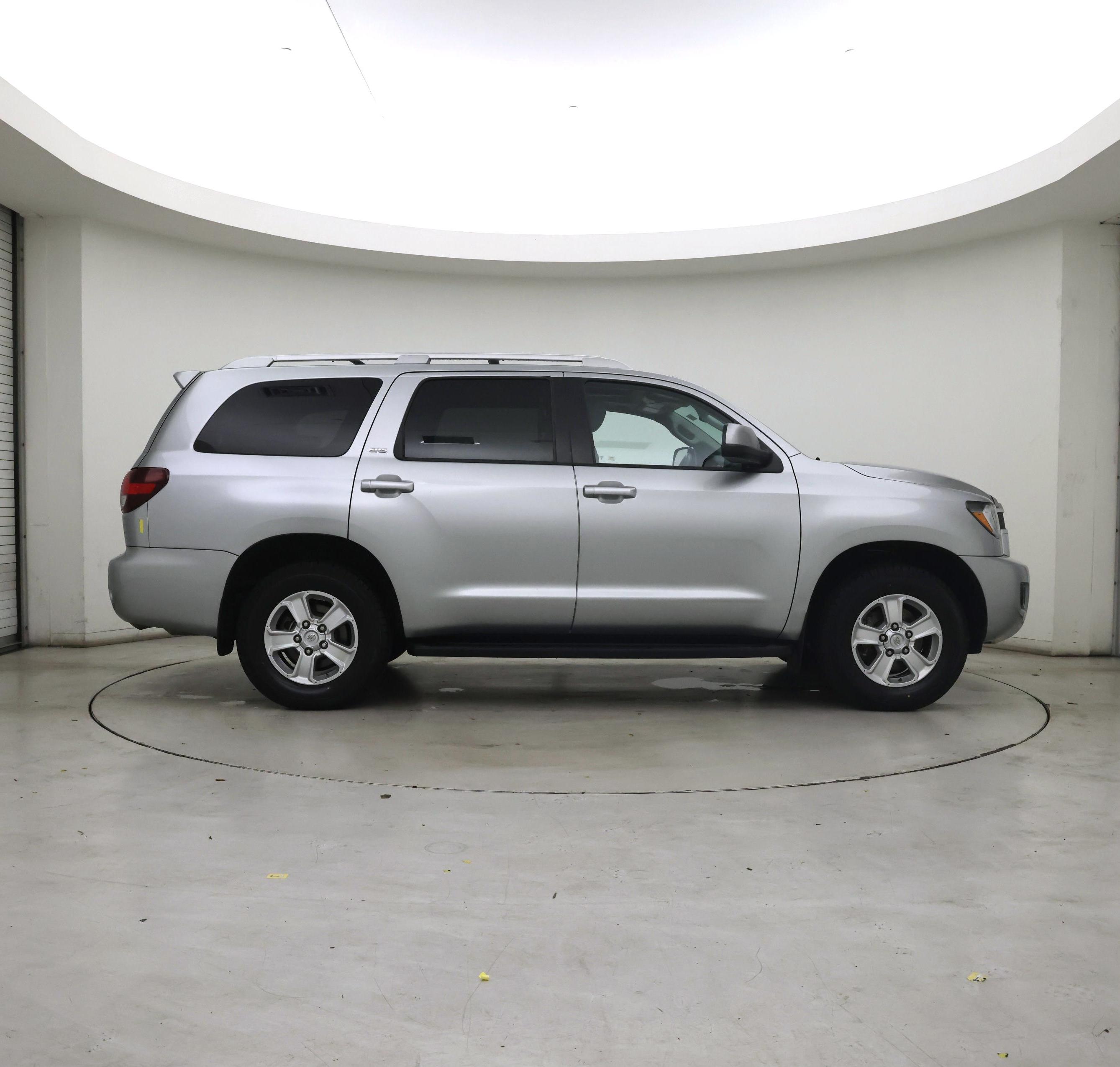 Thumbnail: 2020 Toyota Sequoia - 7