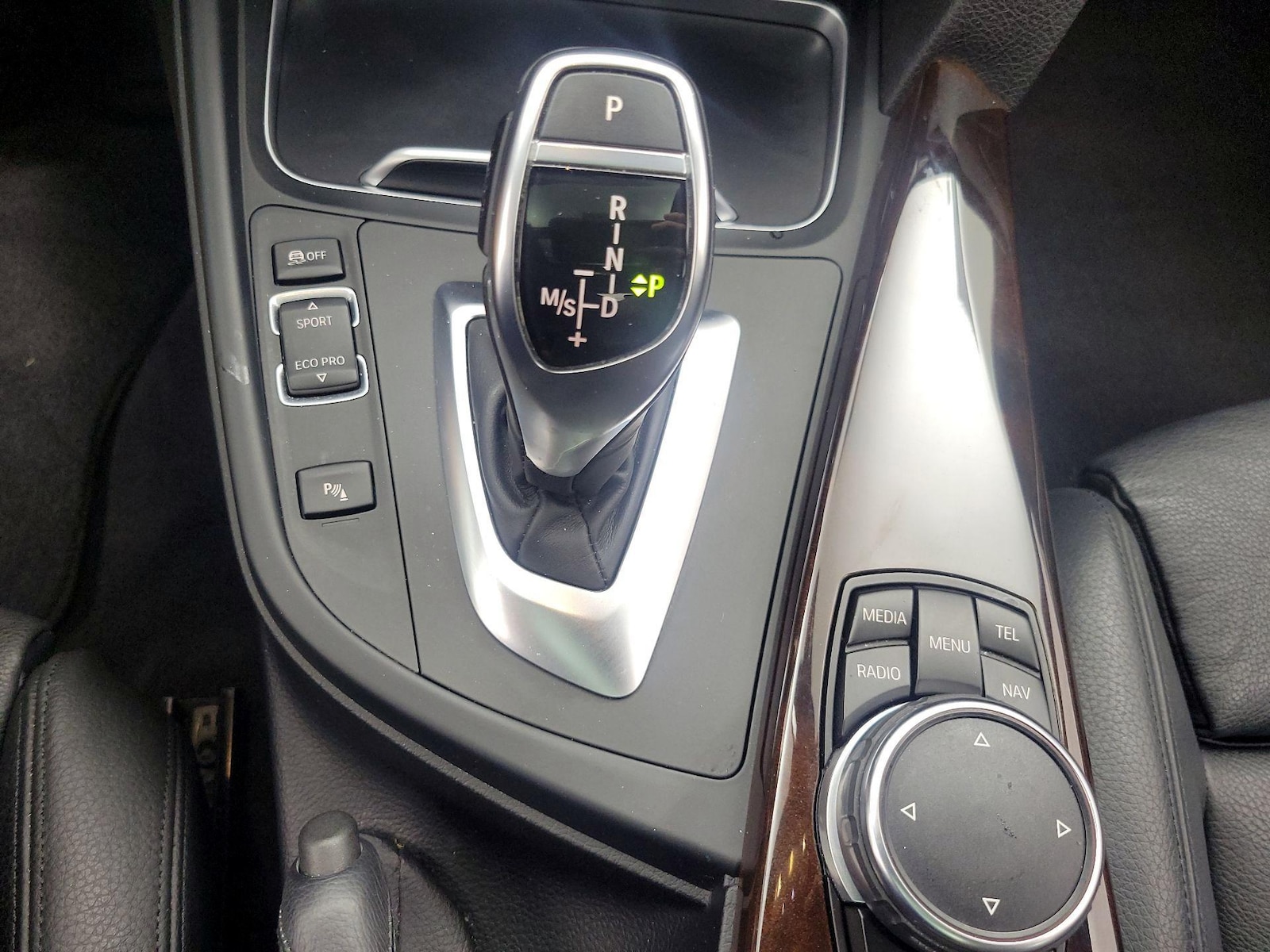 2016 BMW 3 Series 335i - Photo 19