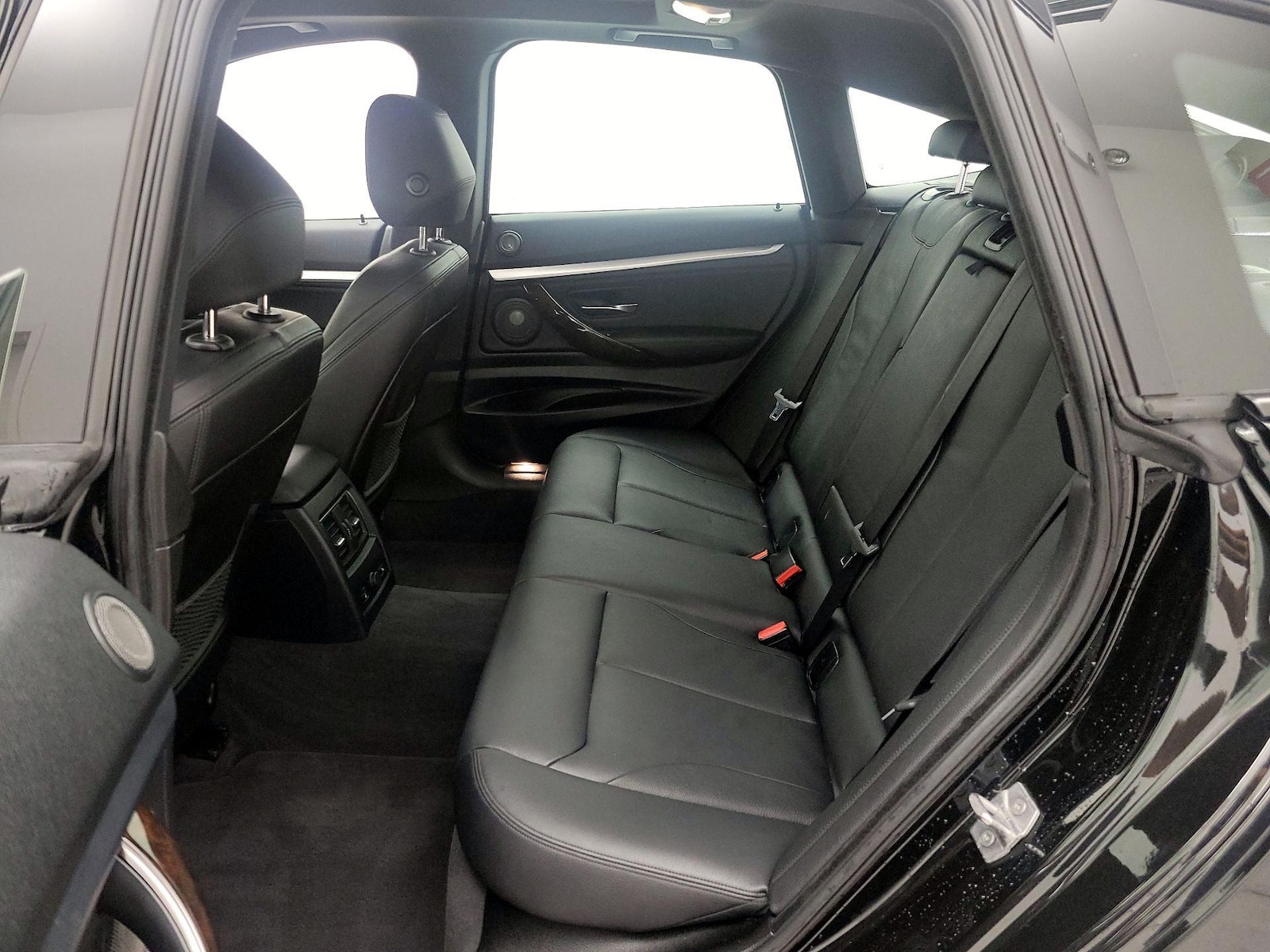 2016 BMW 3 Series 335i - Photo 21