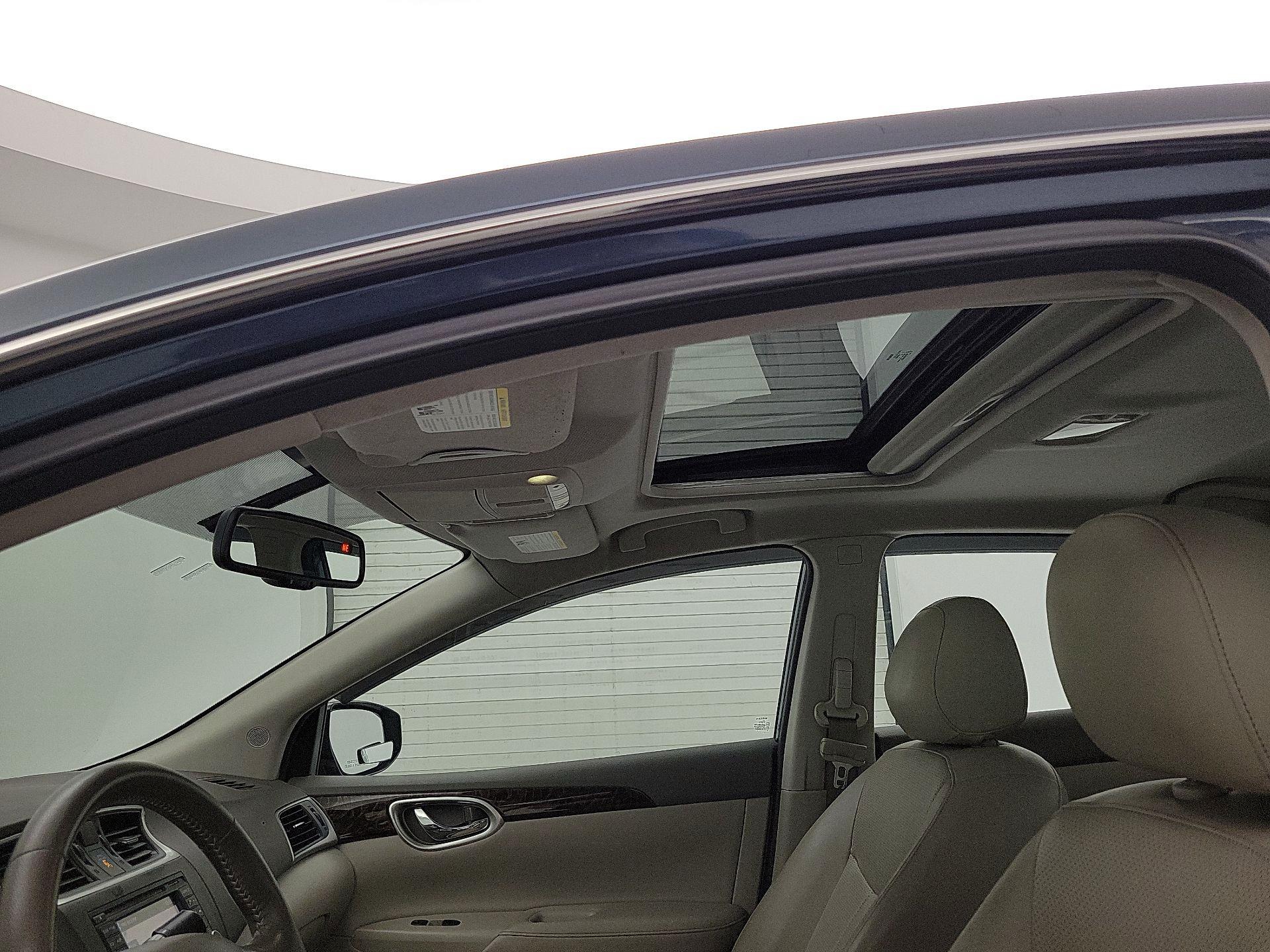 Thumbnail: 2014 Nissan Sentra - 19