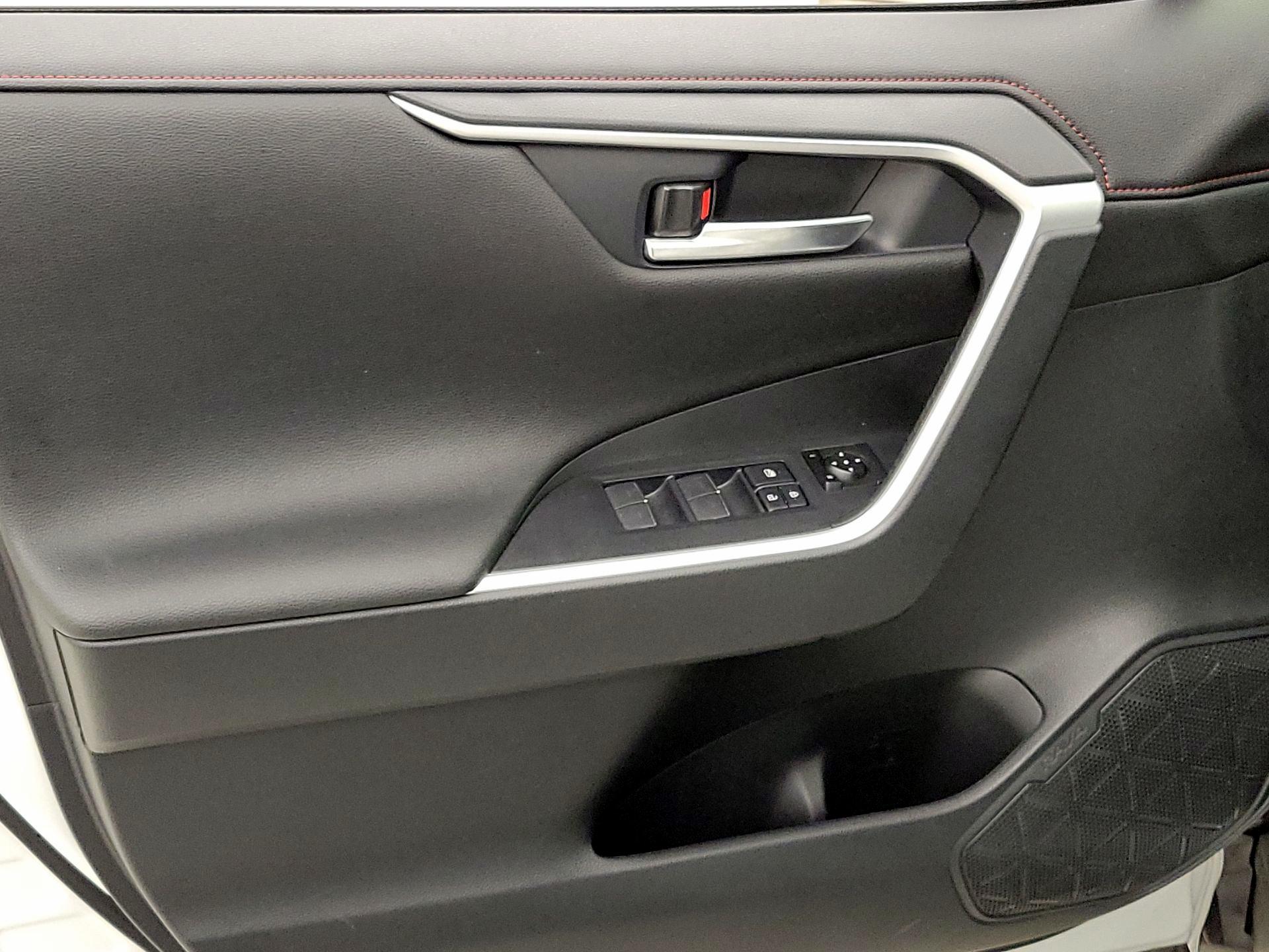 Thumbnail: 2023 Toyota RAV4 - 12