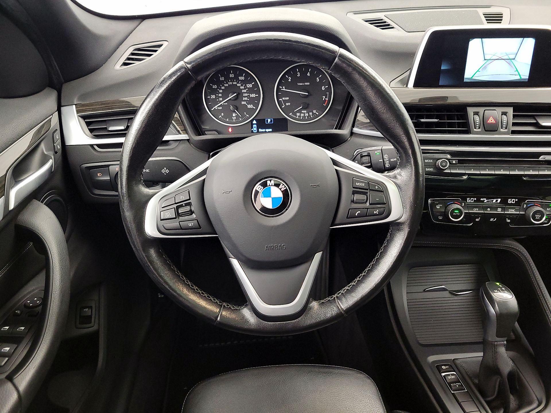 Thumbnail: 2018 BMW X1 - 10