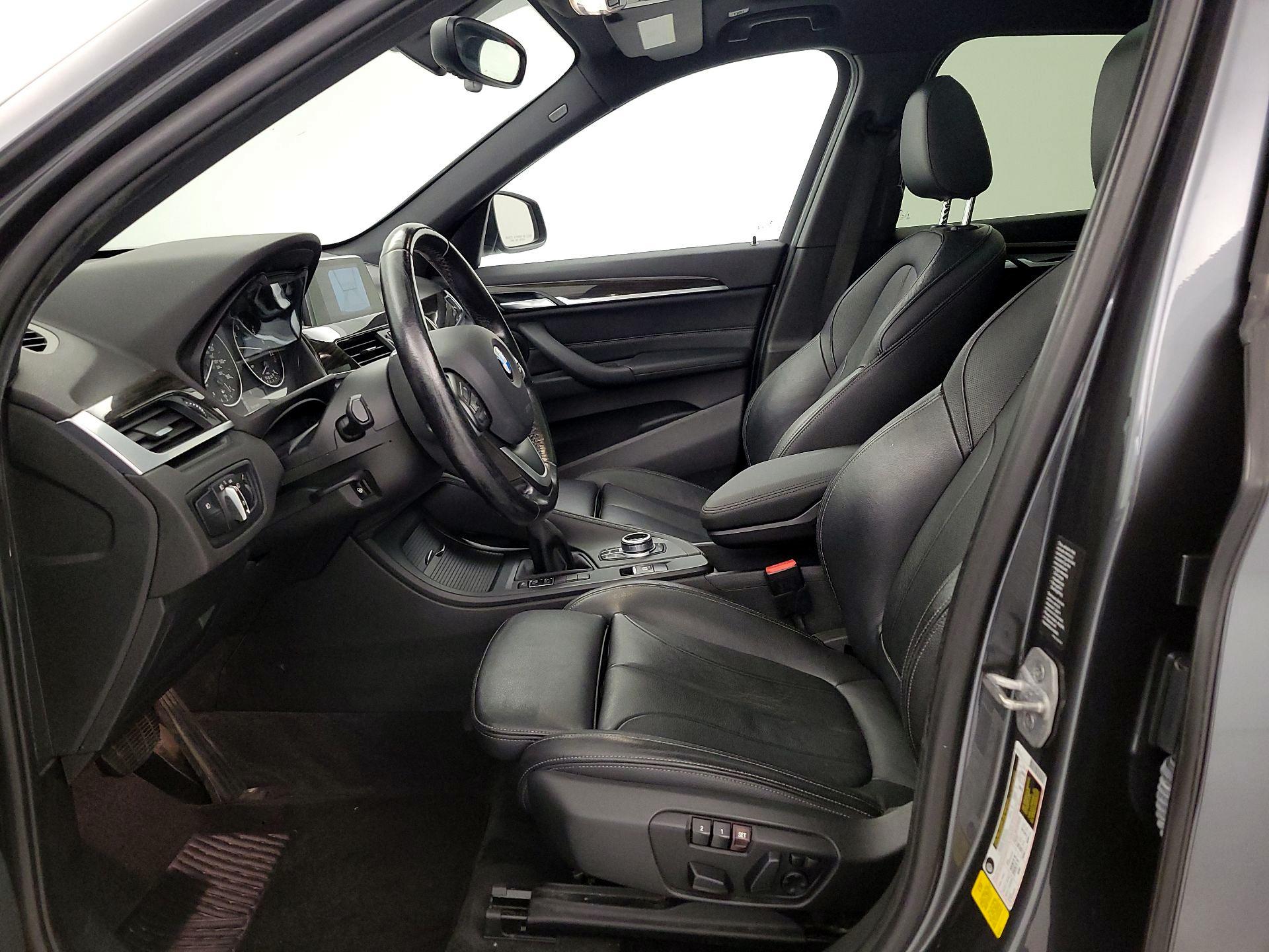 Thumbnail: 2018 BMW X1 - 11