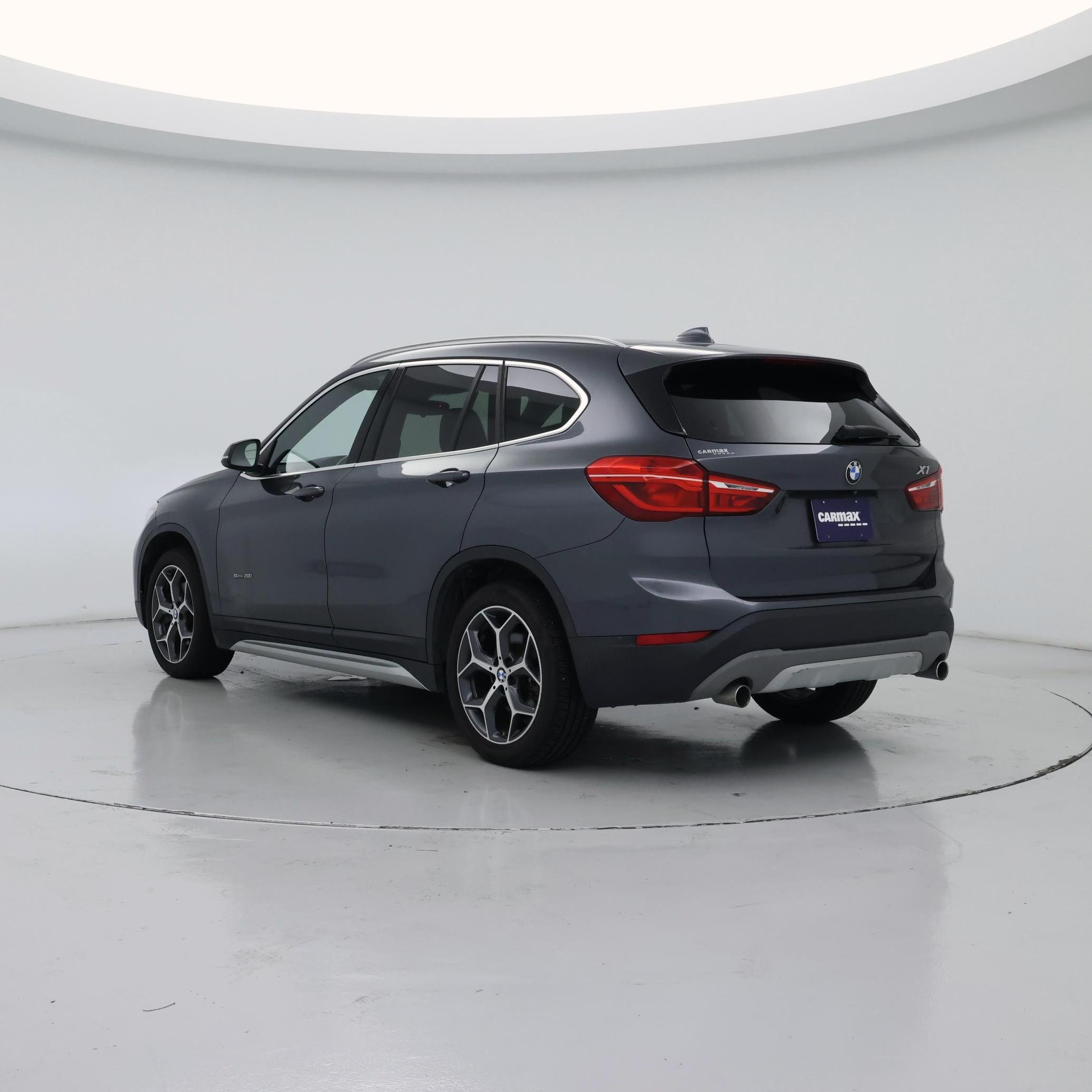 Thumbnail: 2018 BMW X1 - 2