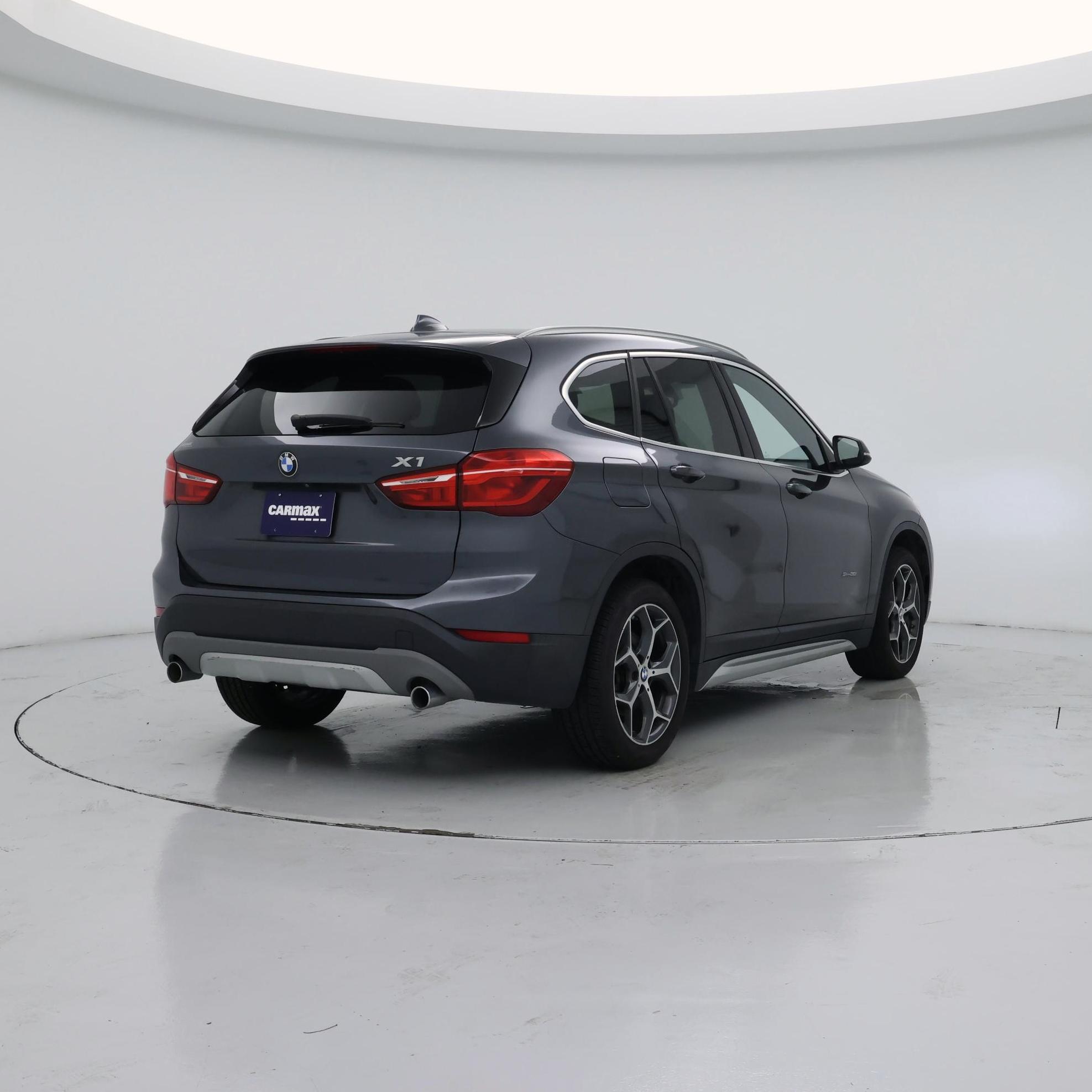 Thumbnail: 2018 BMW X1 - 8