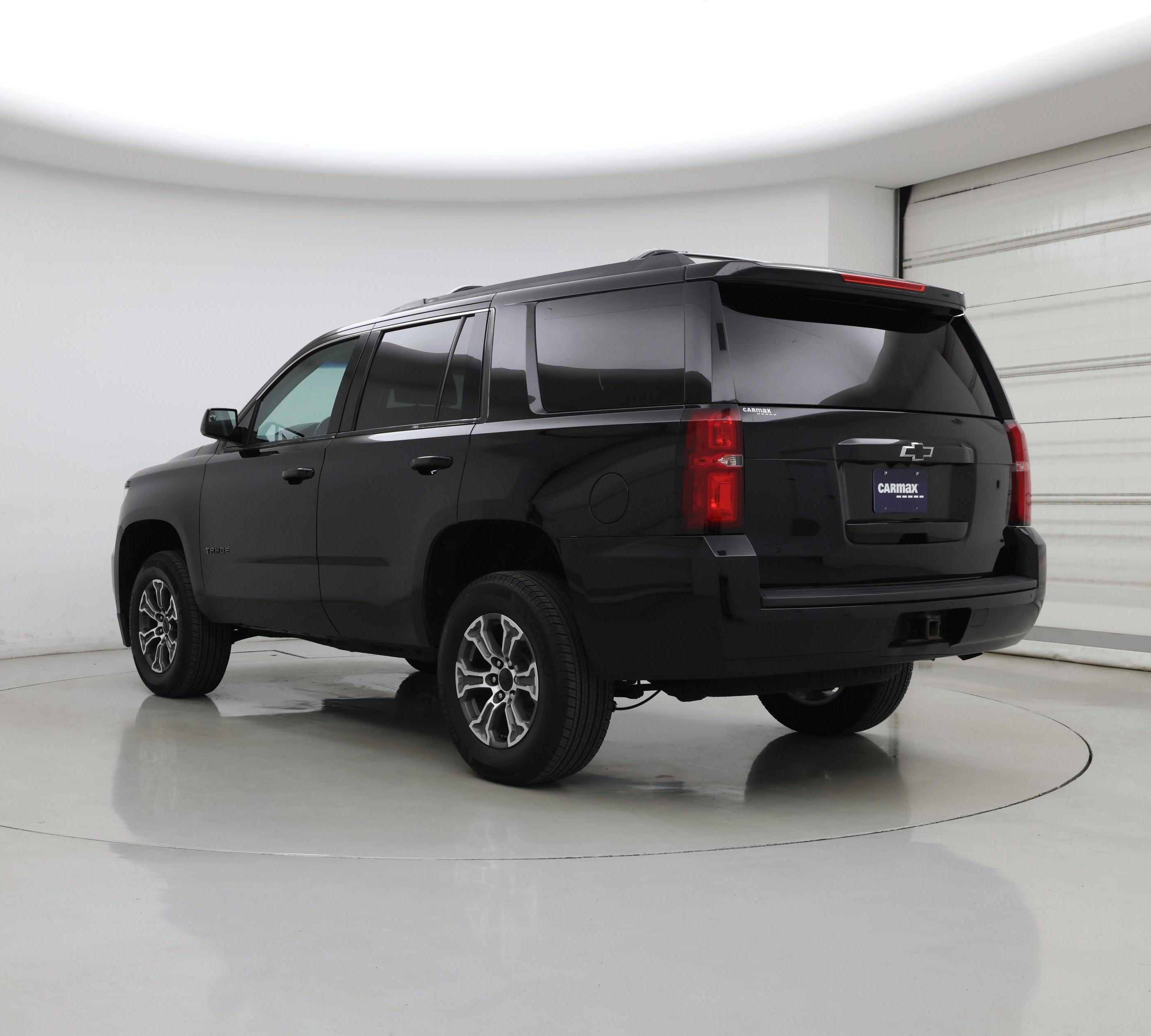 Thumbnail: 2019 Chevrolet Tahoe - 2