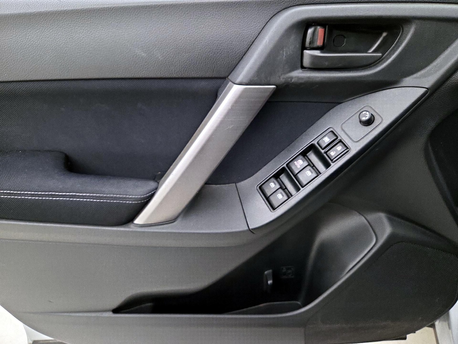 2015 Subaru Forester i - Photo 13