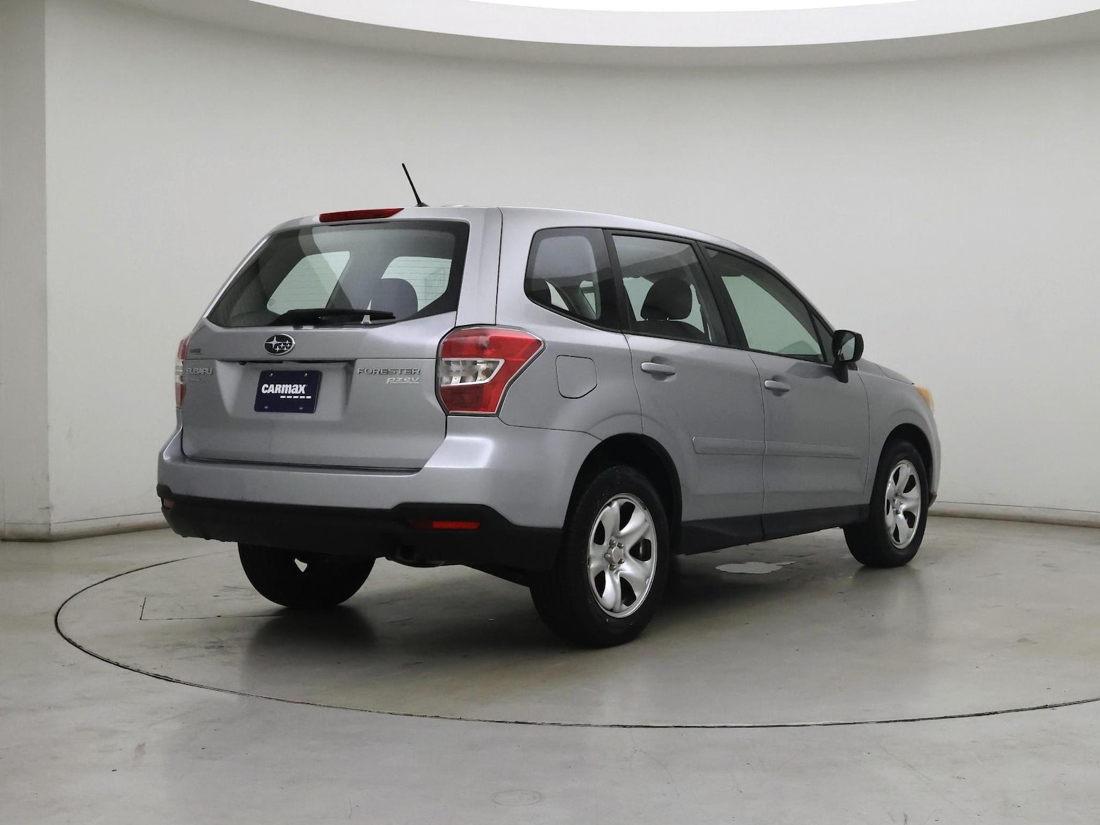 2015 Subaru Forester i - Photo 9