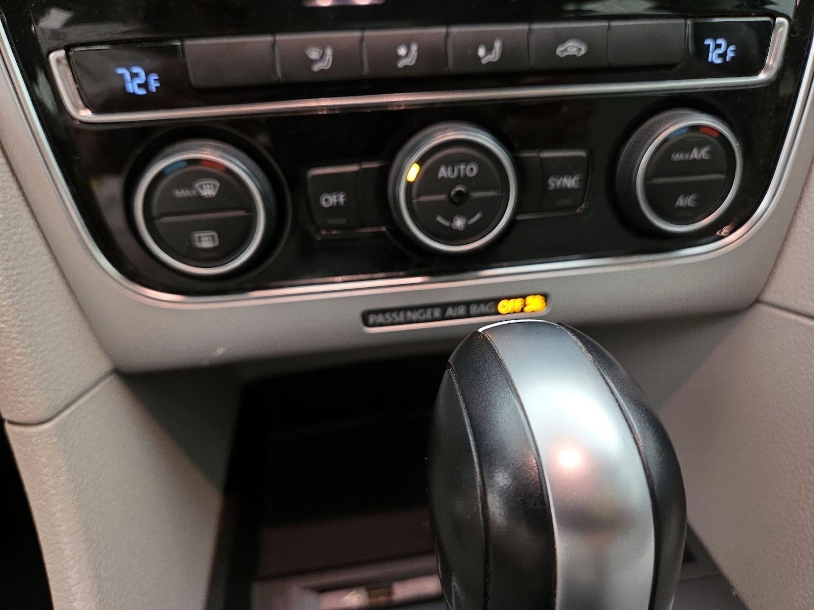 2017 Volkswagen Passat S - Photo 17