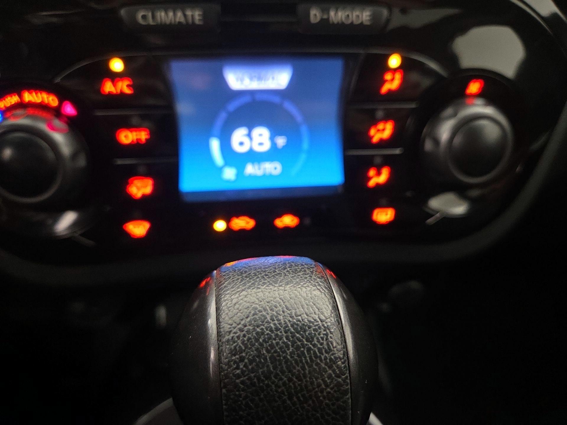 Thumbnail: 2015 Nissan Juke - 17