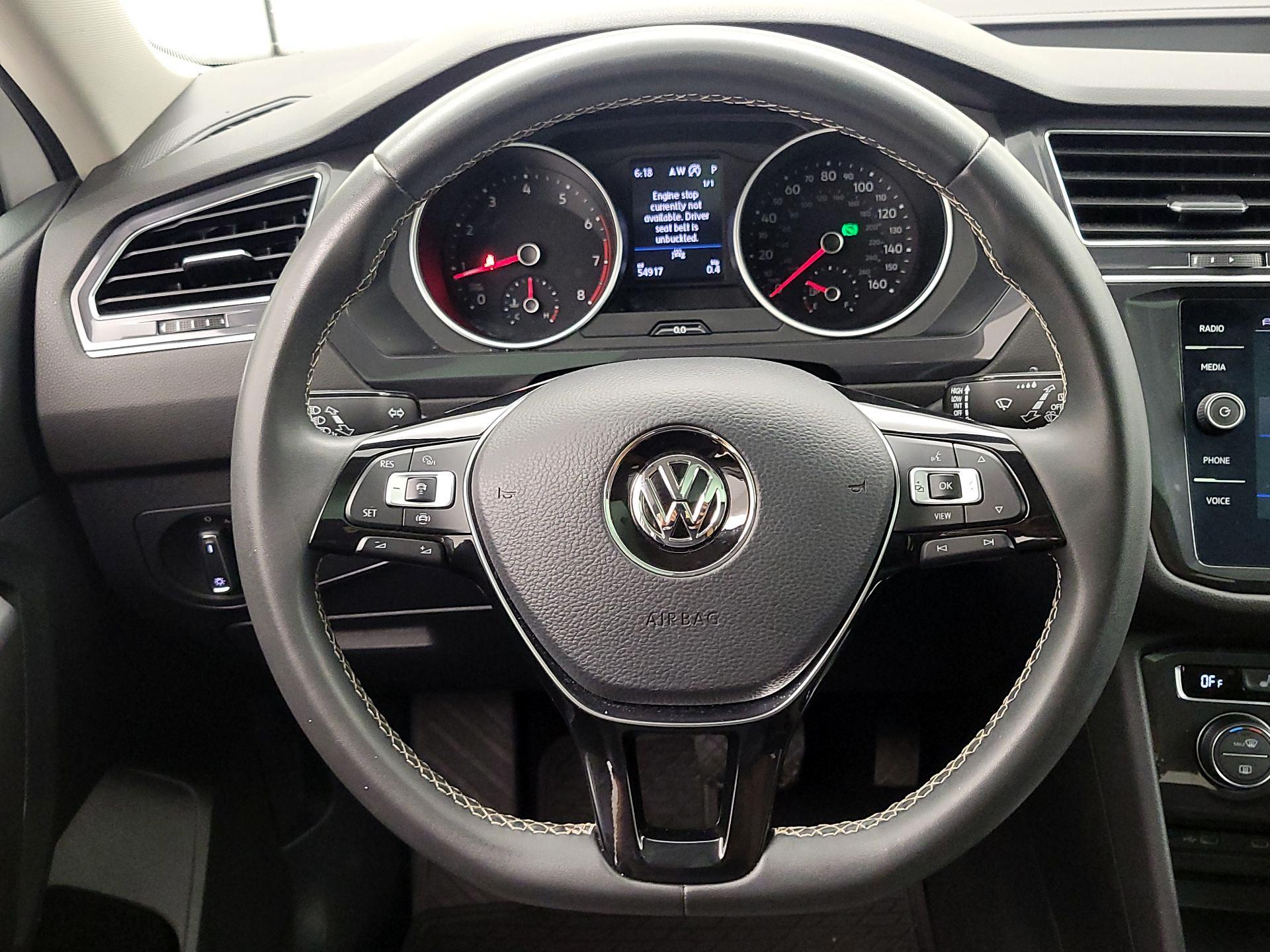 Thumbnail: 2021 Volkswagen Tiguan - 10