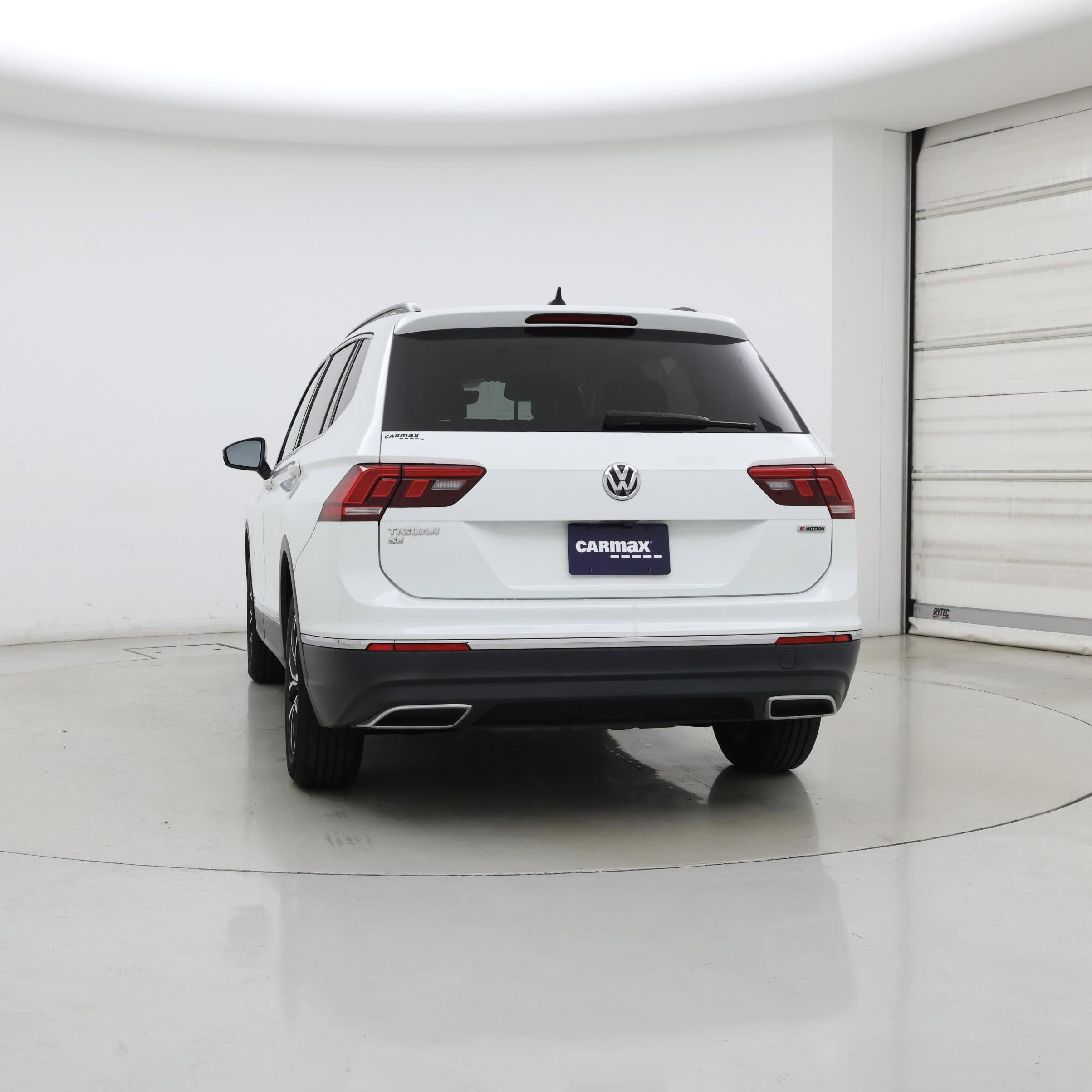 Thumbnail: 2021 Volkswagen Tiguan - 6