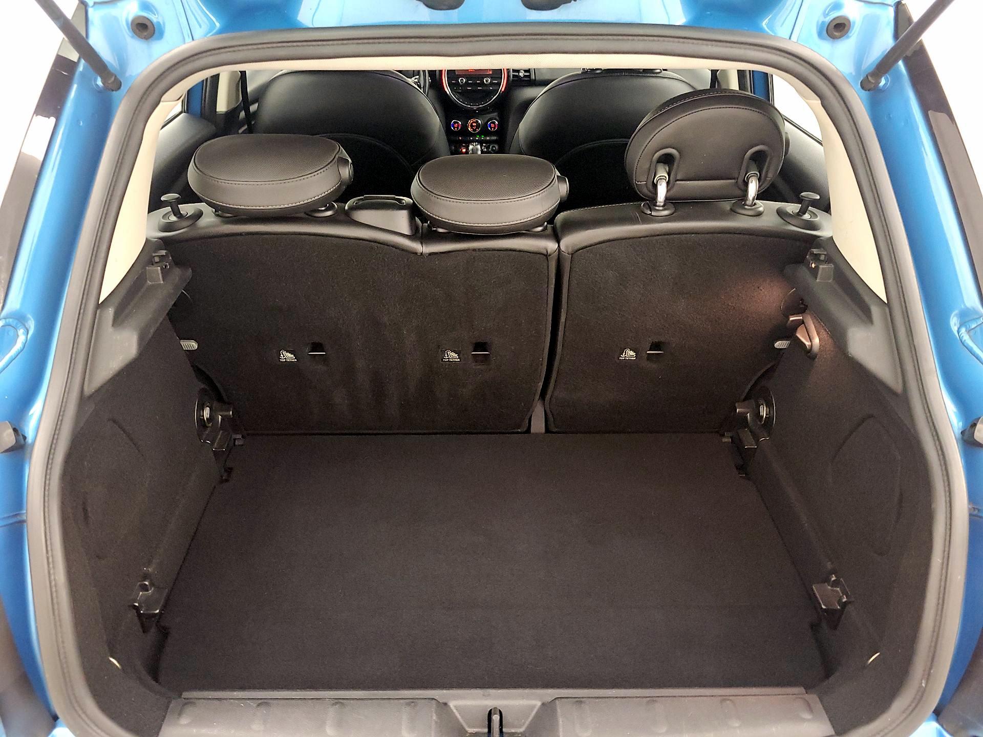 Thumbnail: 2016 MINI Cooper Hardtop - 19