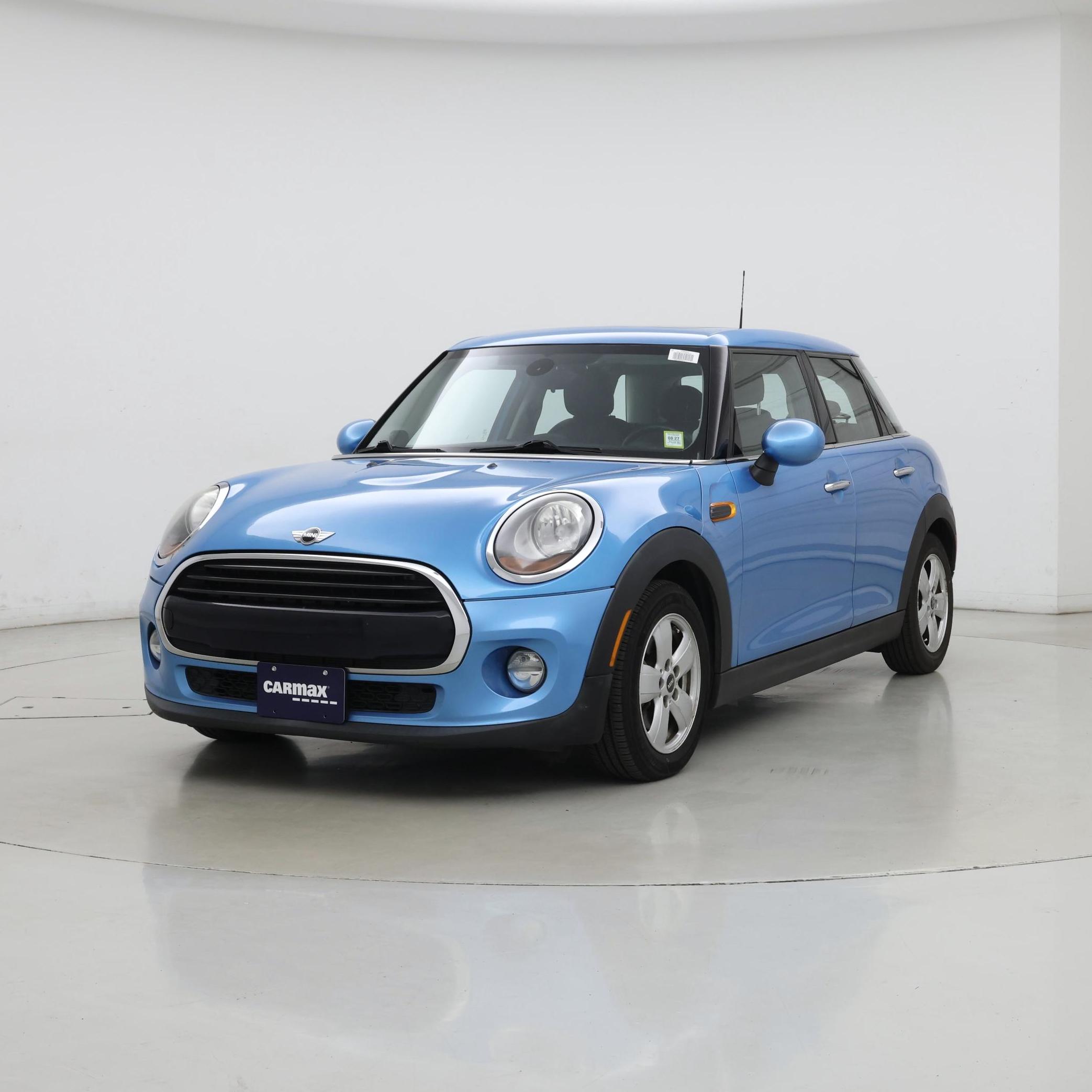 Thumbnail: 2016 MINI Cooper Hardtop - 4