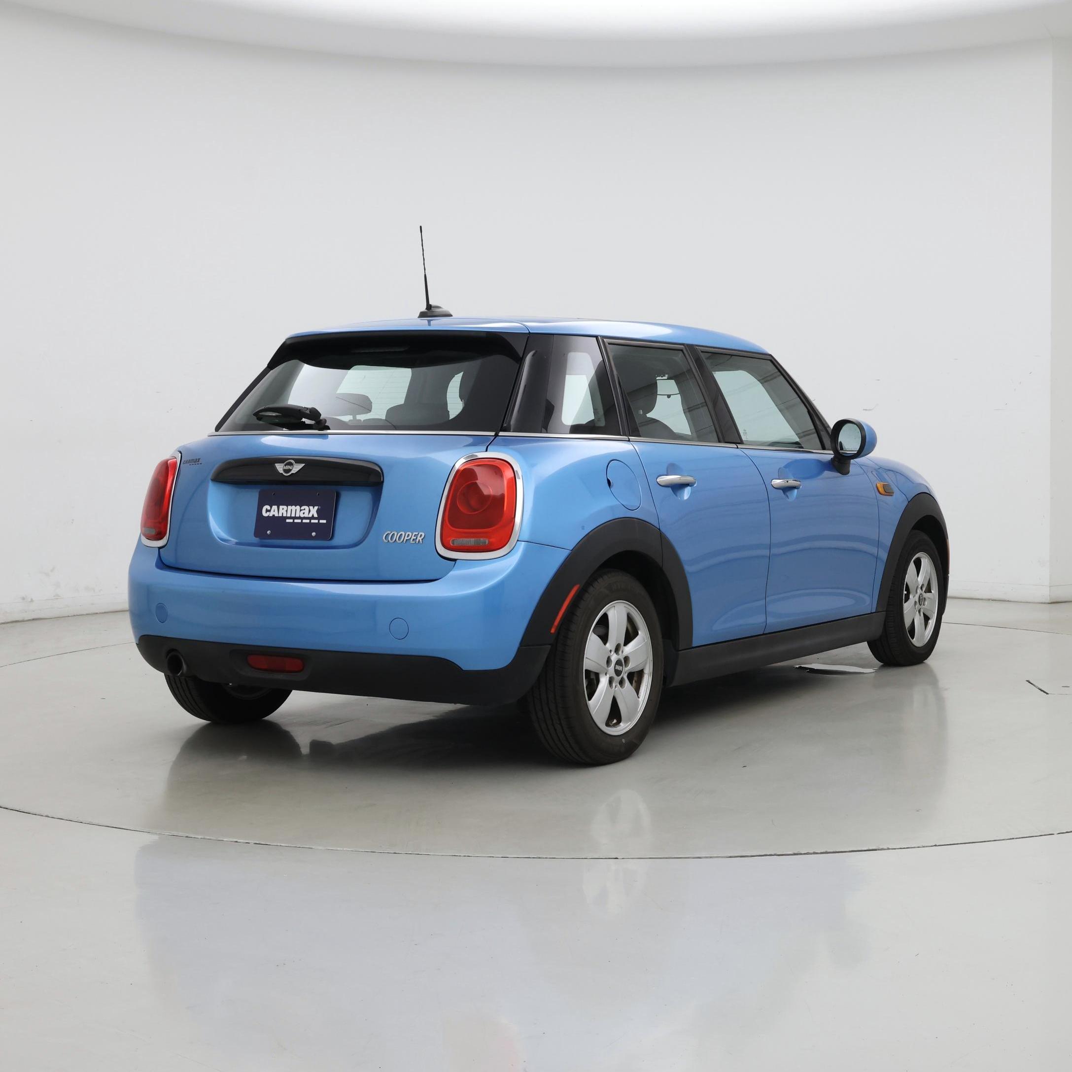 Thumbnail: 2016 MINI Cooper Hardtop - 8