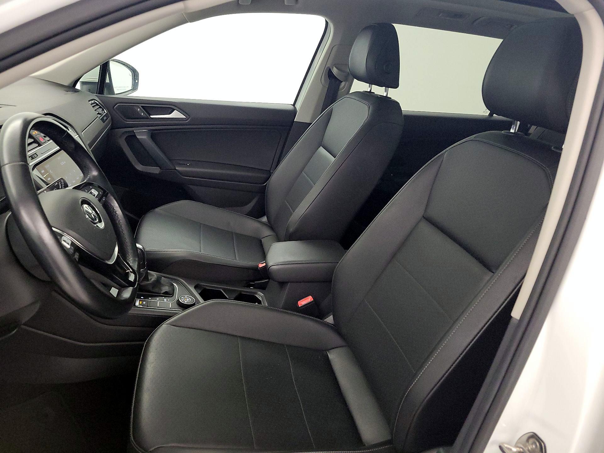 Thumbnail: 2019 Volkswagen Tiguan - 11