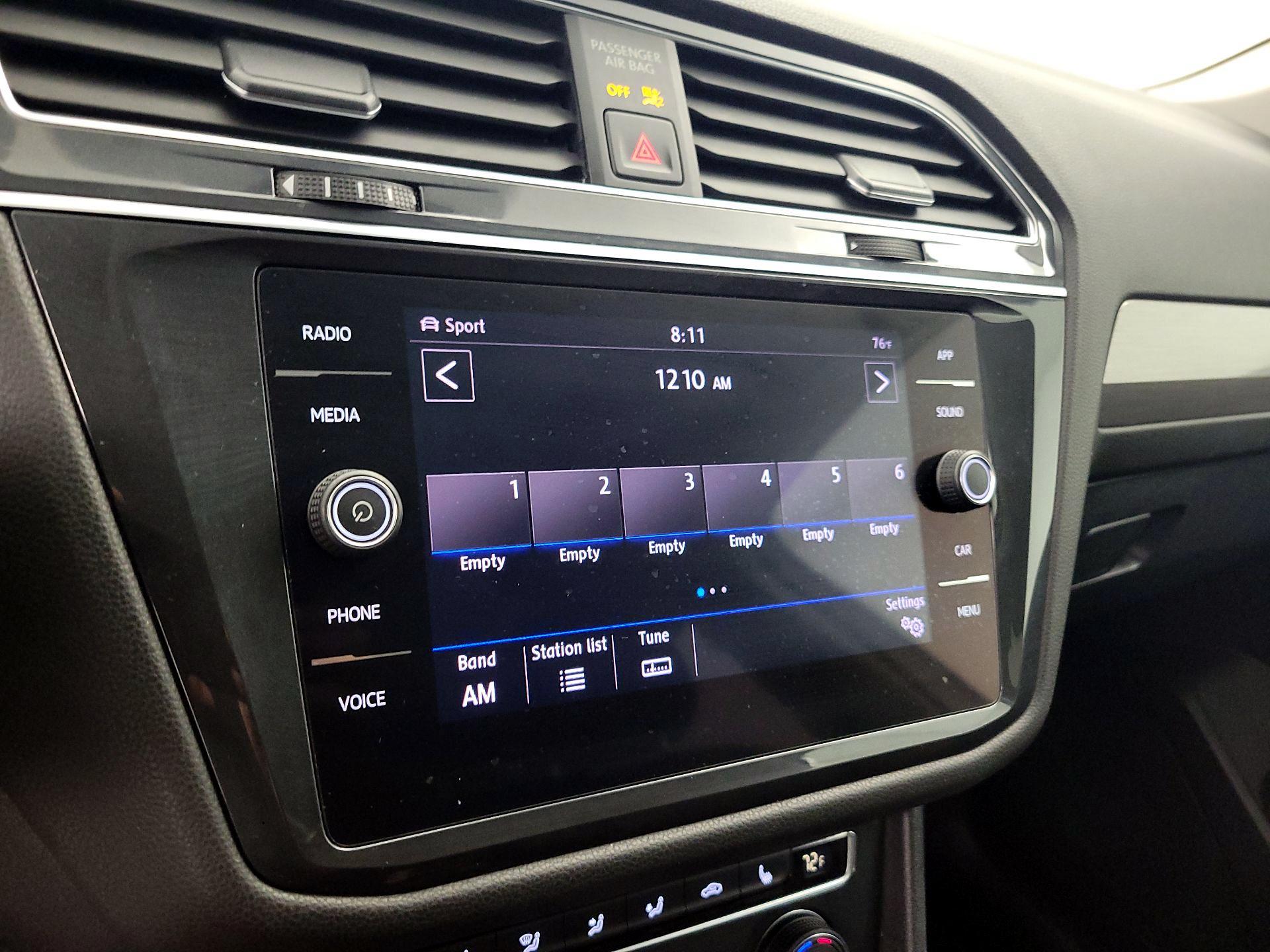 Thumbnail: 2019 Volkswagen Tiguan - 15
