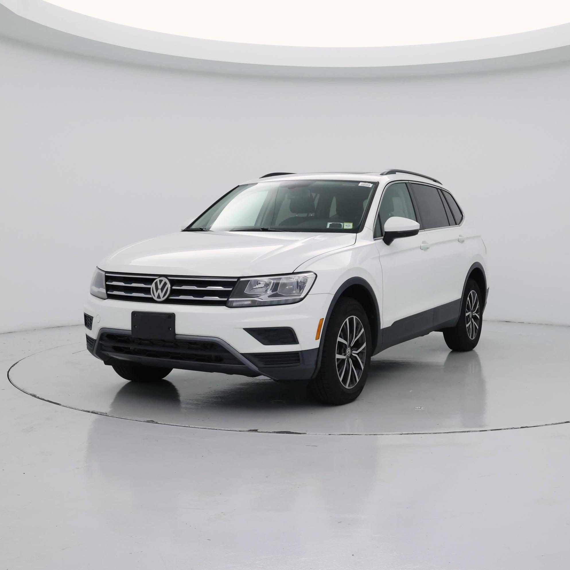 Thumbnail: 2019 Volkswagen Tiguan - 4