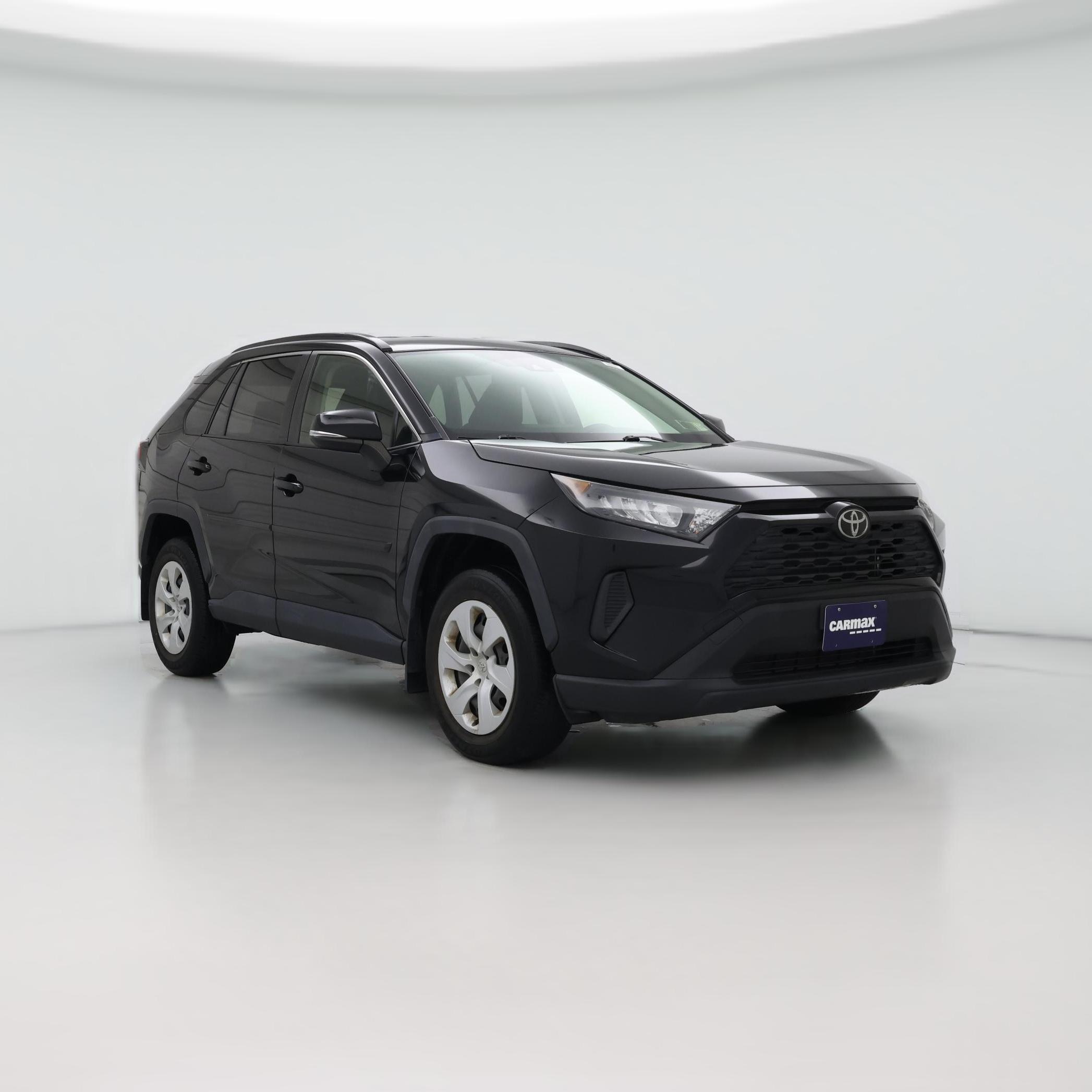 Thumbnail: 2019 Toyota RAV4 - 1