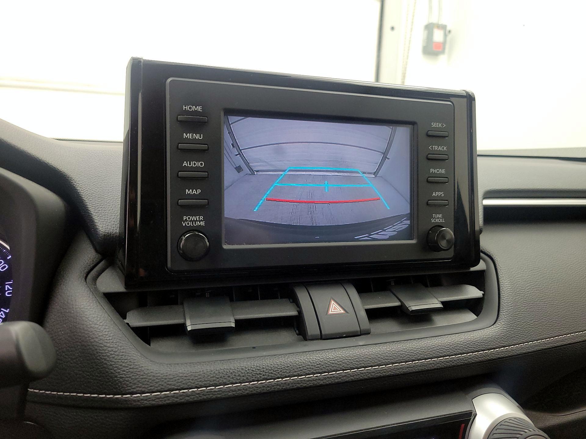 Thumbnail: 2019 Toyota RAV4 - 14