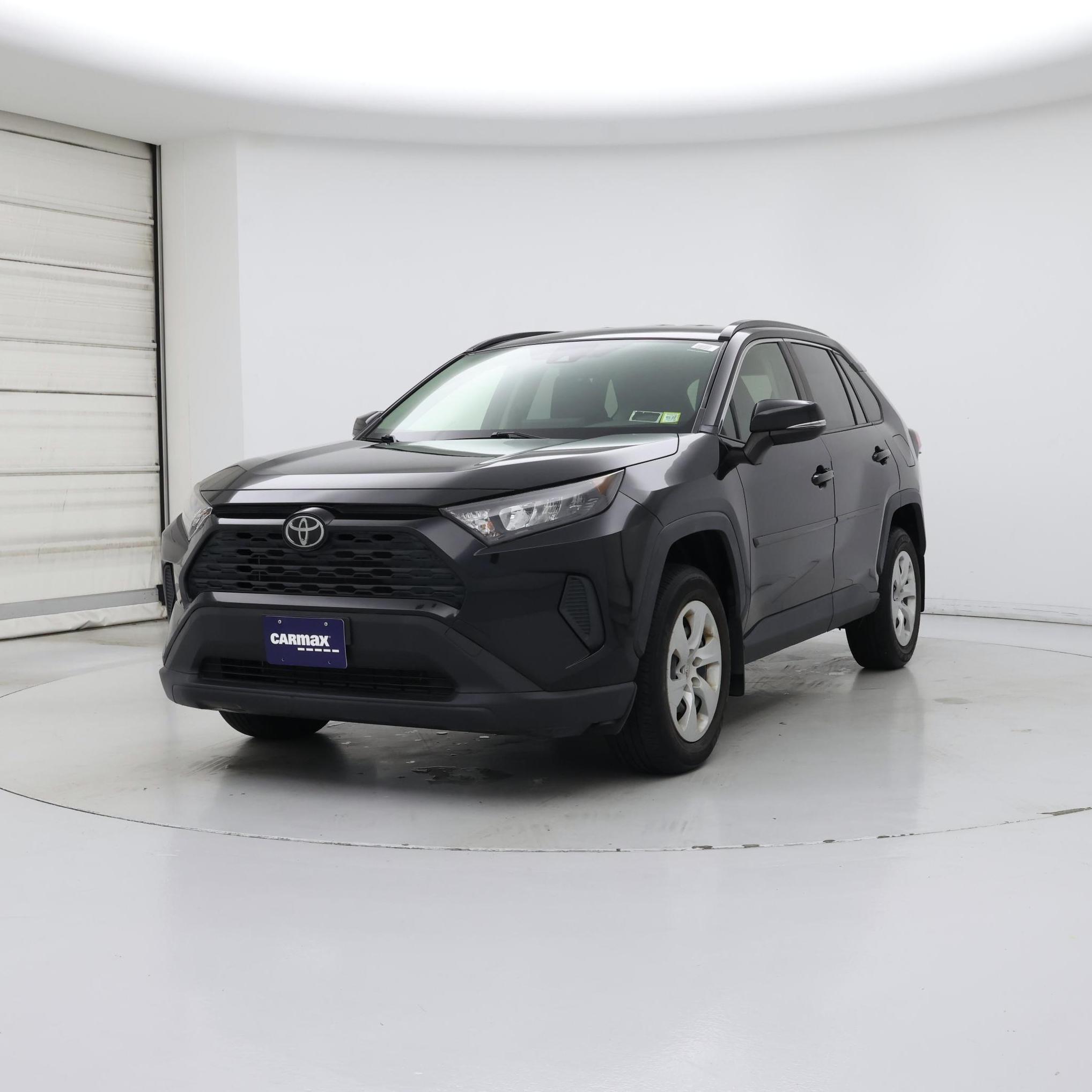 Thumbnail: 2019 Toyota RAV4 - 4