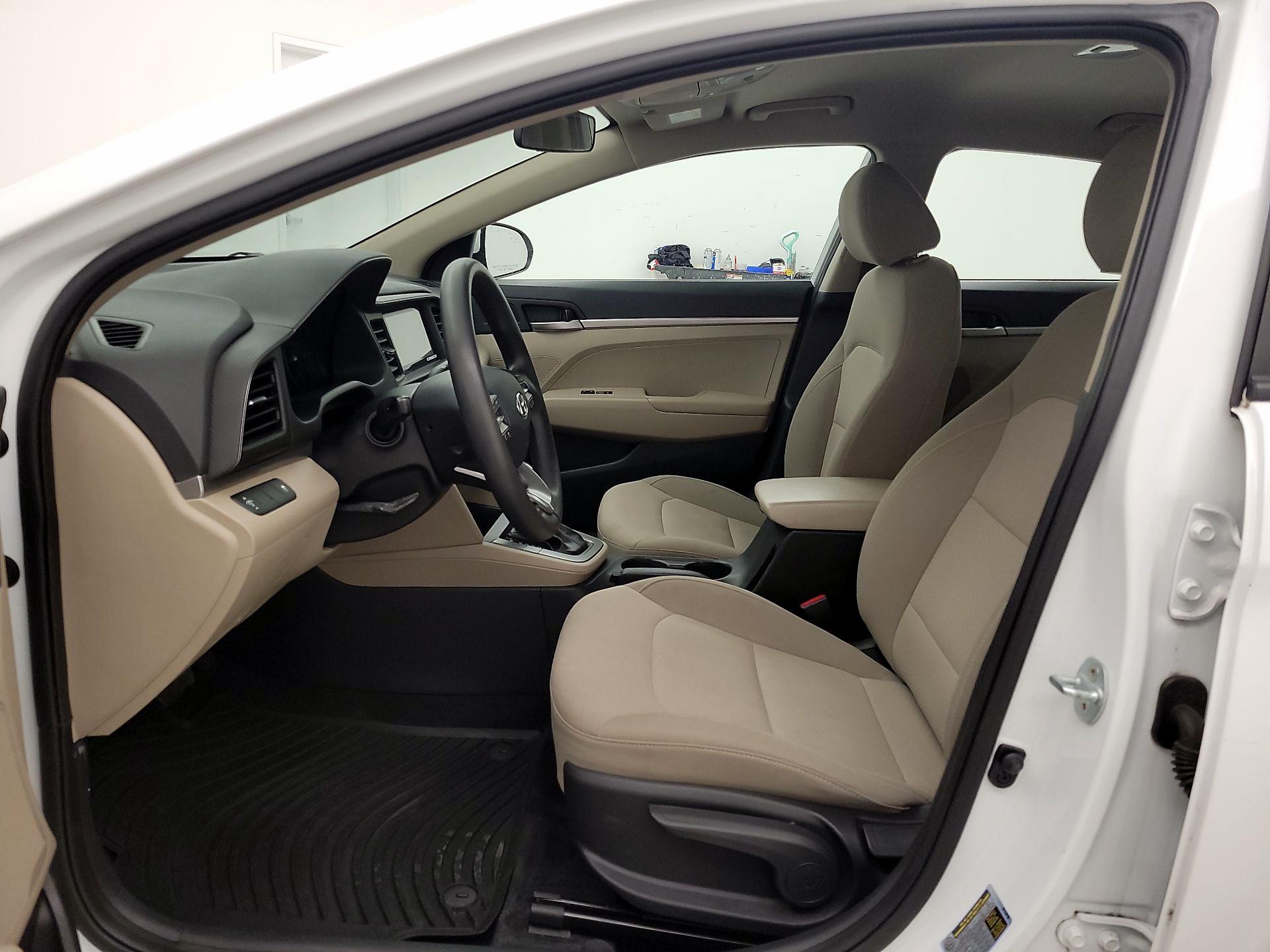 Thumbnail: 2019 Hyundai Elantra - 11