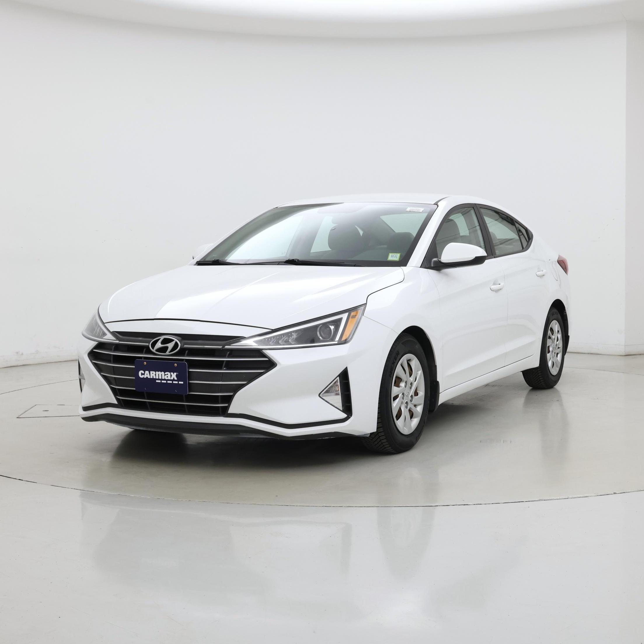 Thumbnail: 2019 Hyundai Elantra - 4