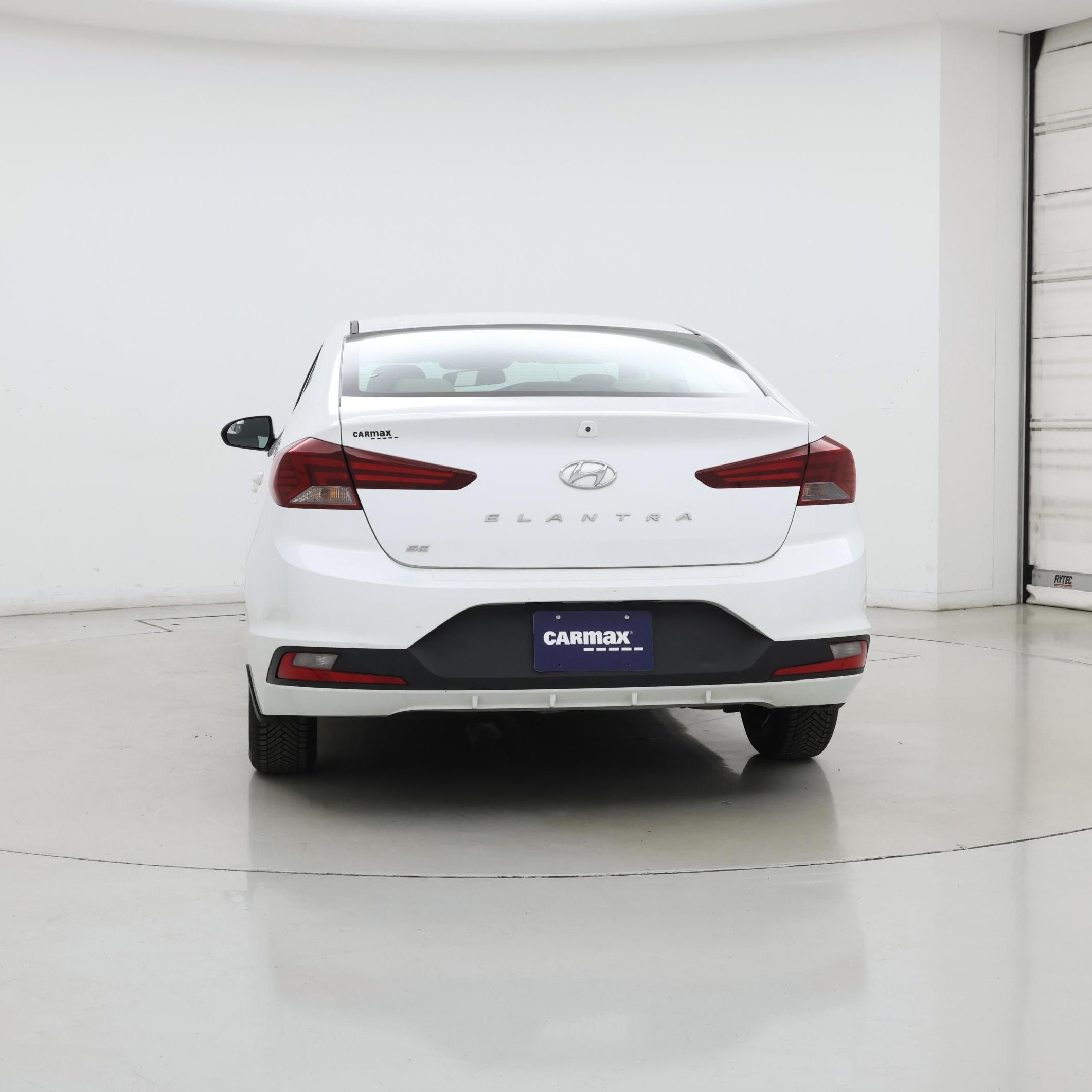 Thumbnail: 2019 Hyundai Elantra - 6