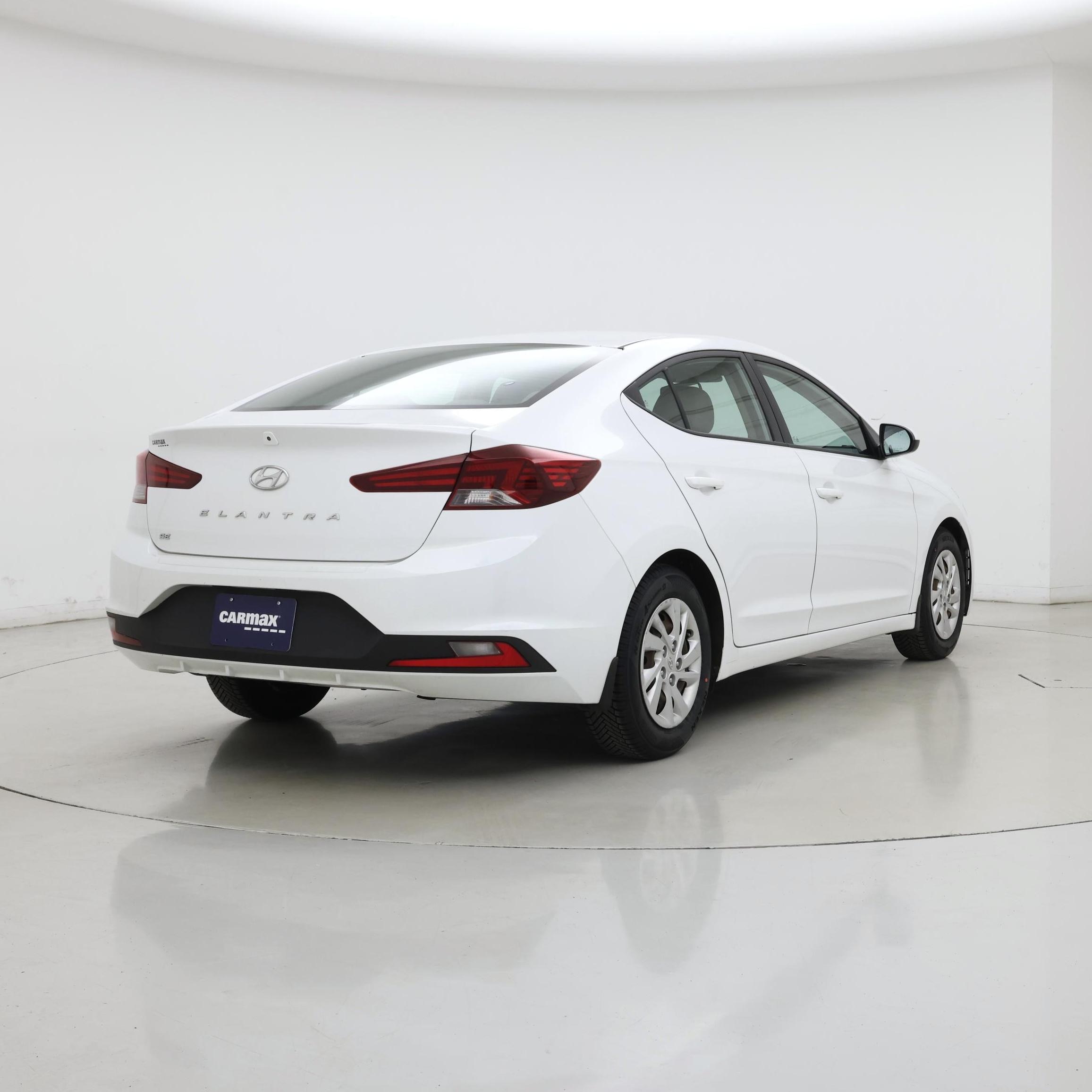 Thumbnail: 2019 Hyundai Elantra - 8