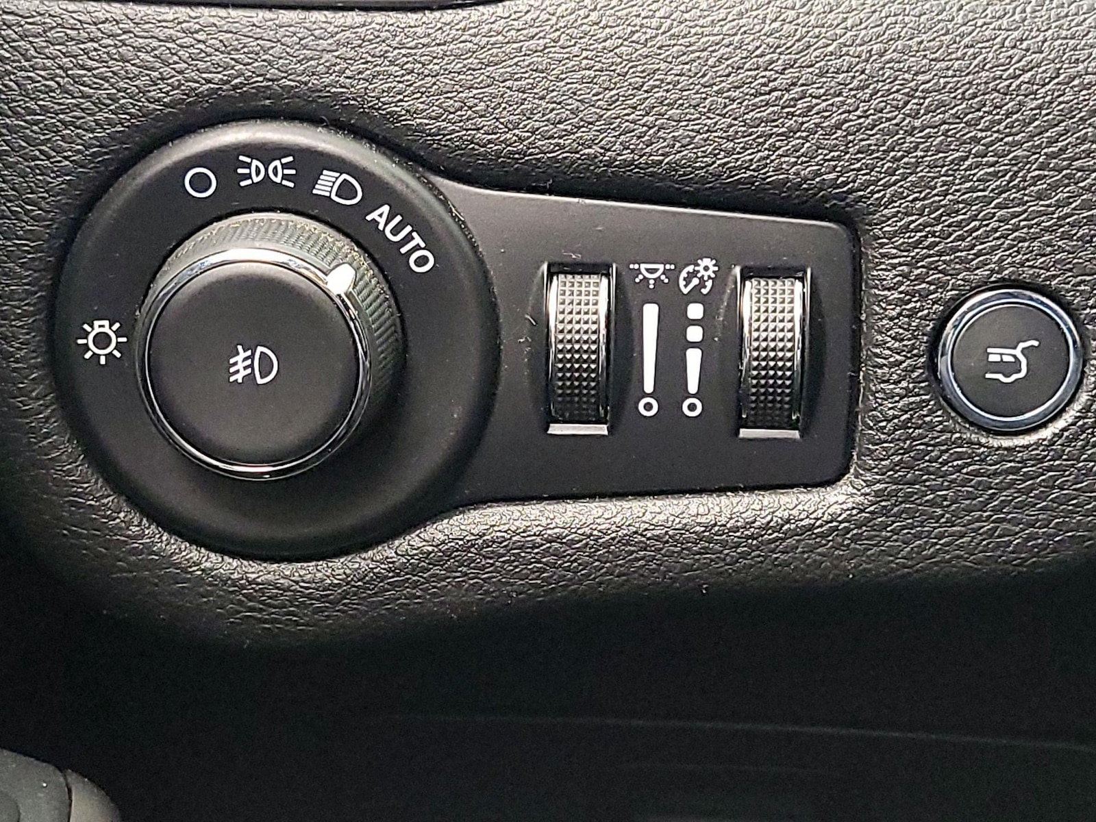 2020 Jeep Cherokee Limited - Photo 14
