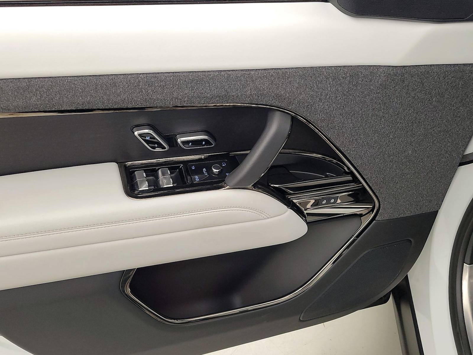 2023 Land Rover Range Rover Sport SE - Photo 13