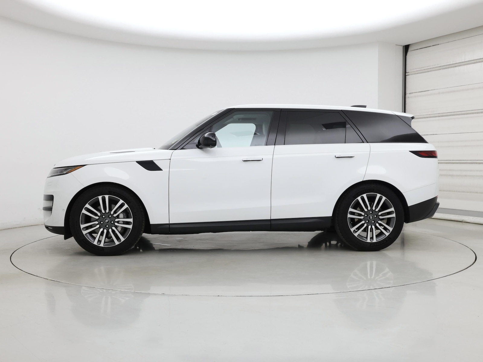 2023 Land Rover Range Rover Sport SE - Photo 4